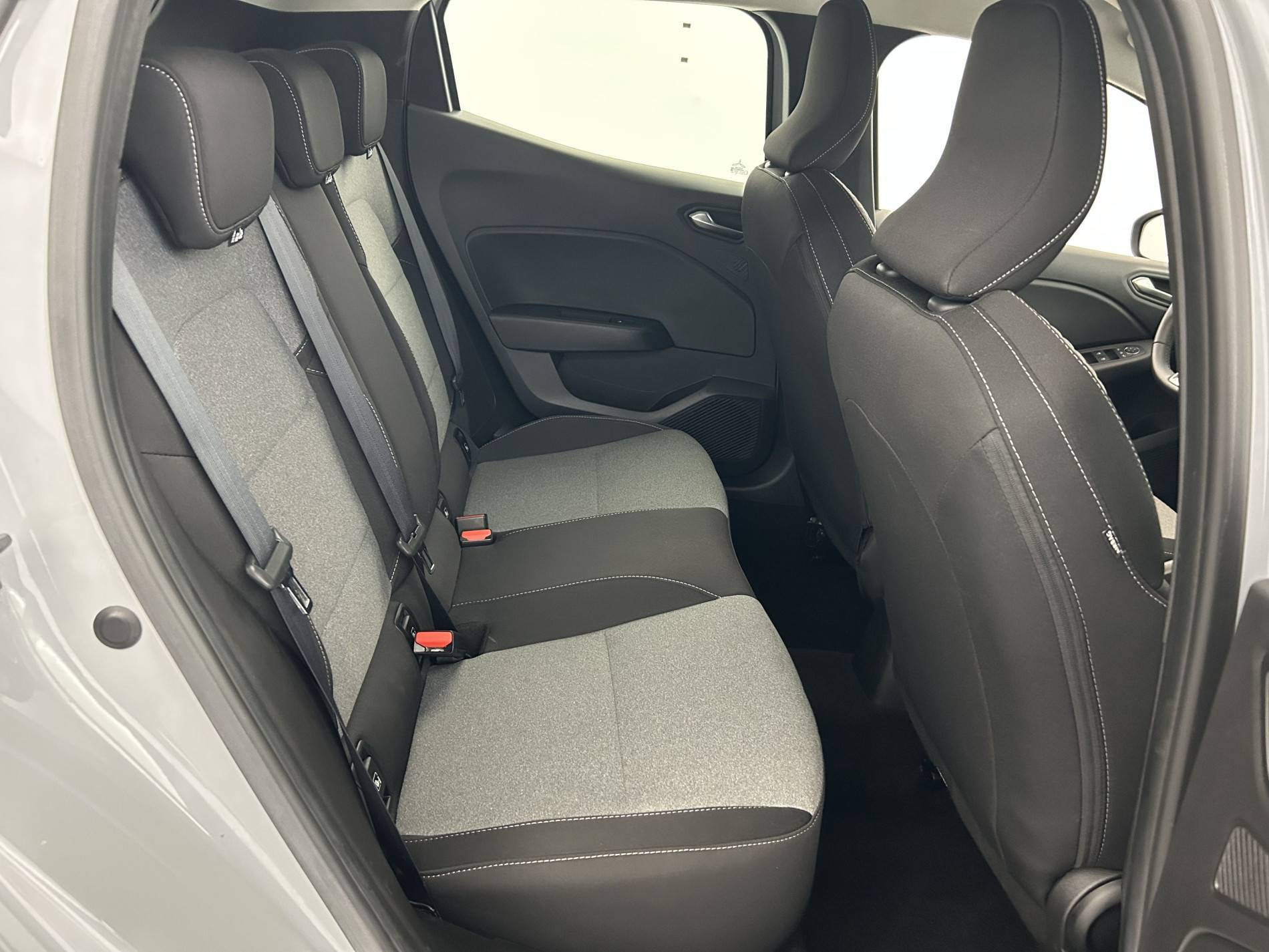 Vente en ligne Renault Clio 5 Clio TCe 90 ch GSR2 au prix de 15 790 €