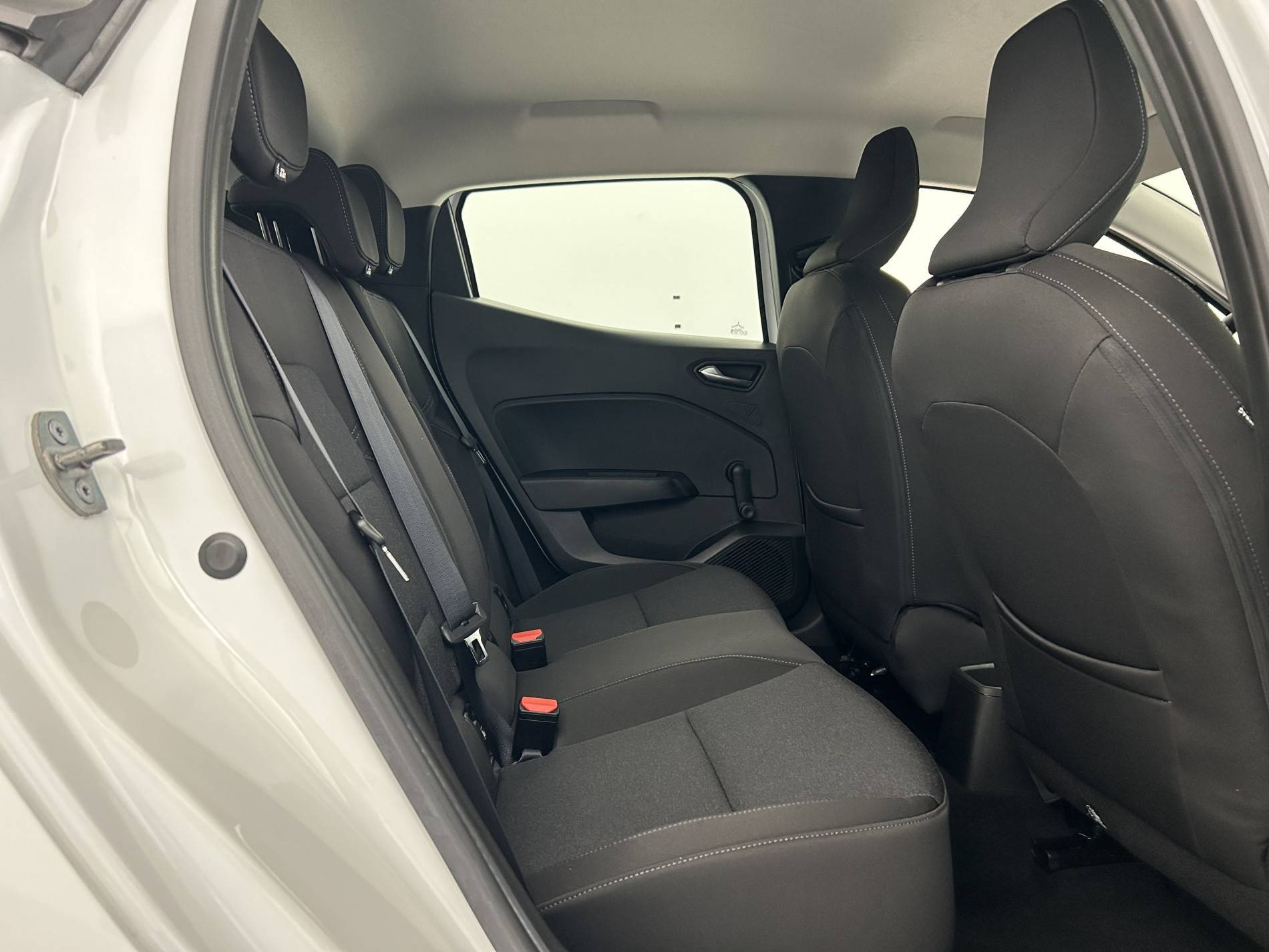 Vente en ligne Renault Clio 5 Clio TCe 90 au prix de 13 890 €