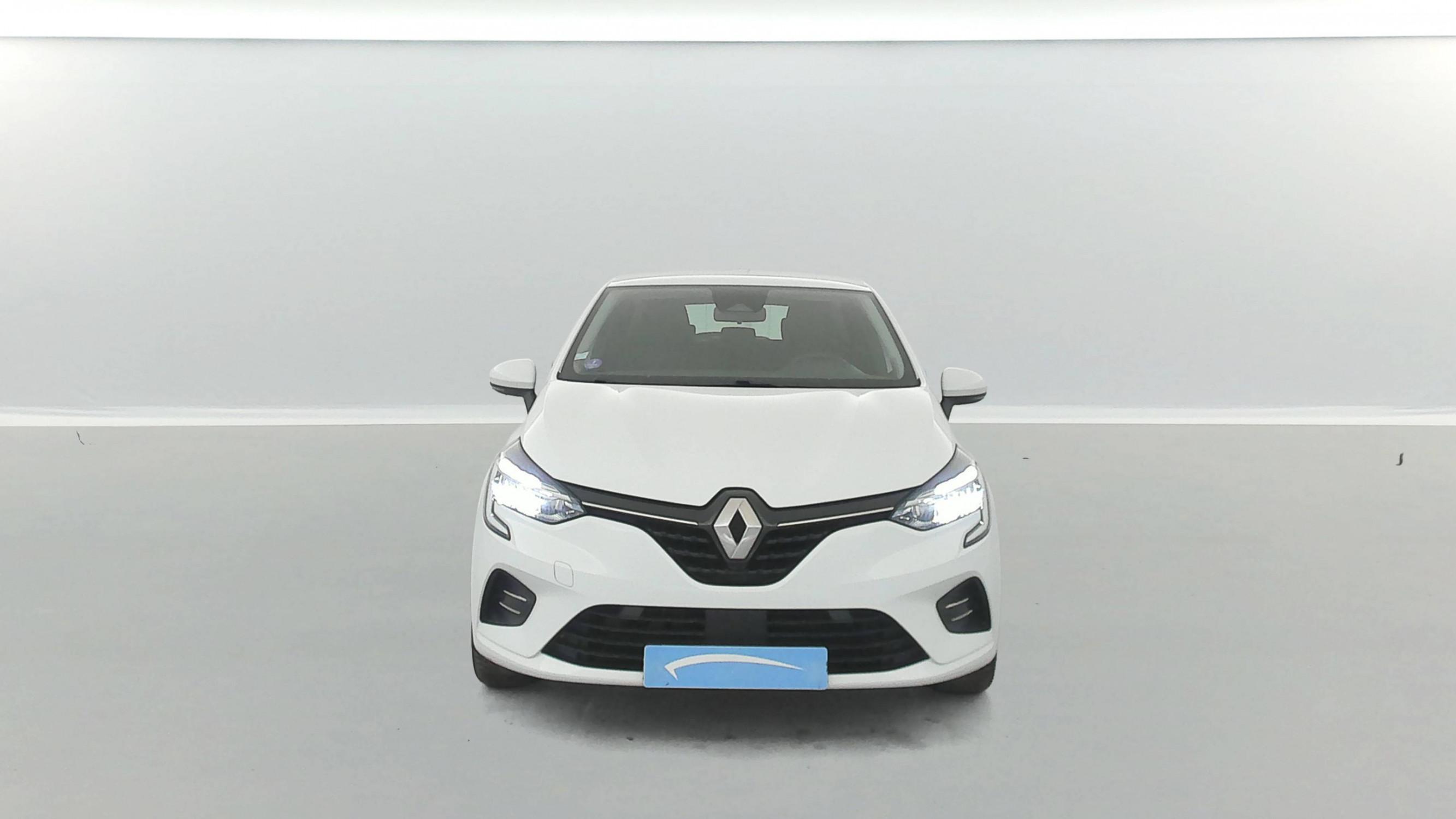 Vente en ligne Renault Clio 5 Clio E-Tech 140 - 21N au prix de 11 990 €