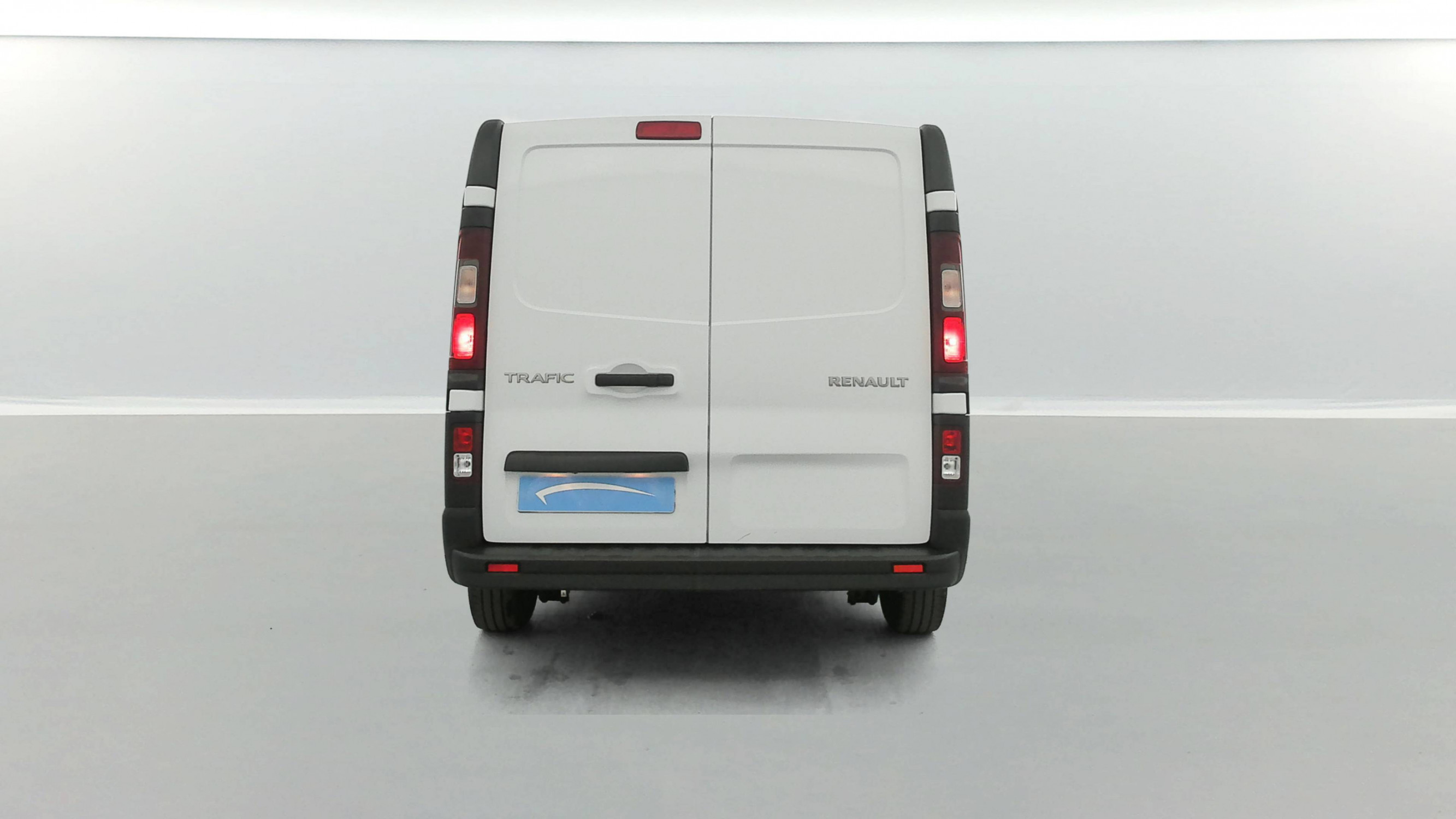 Vente en ligne Renault Trafic 3 Fourgon TRAFIC FG BLUE DCI 130 L1H1 3T GSR2 au prix de 24 990 €