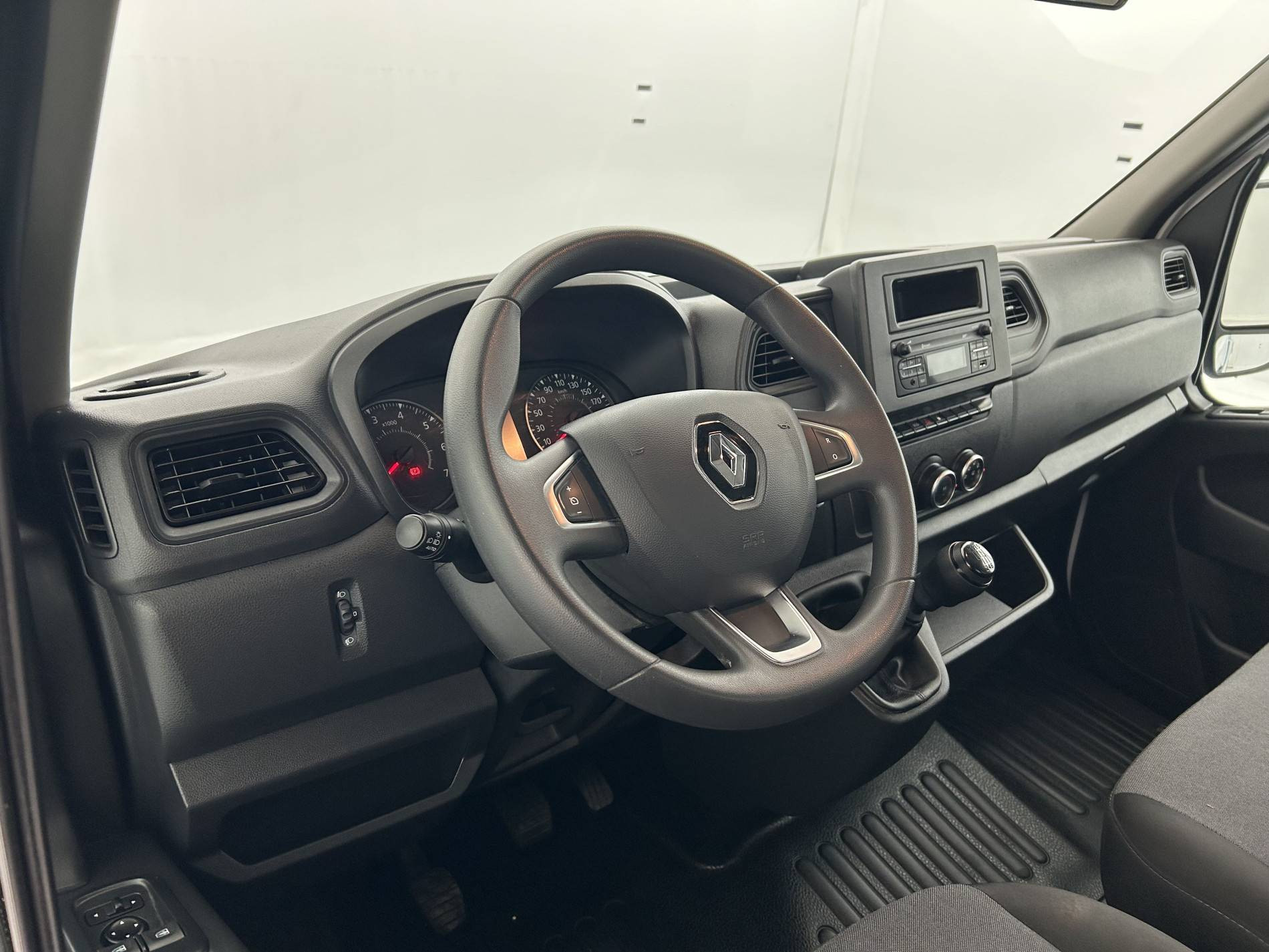 Vente en ligne Renault Master 3 Châssis Cabine MASTER CC PROP RJ3500 L2 PAFC BLUE DCI 130 EURO VI au prix de 32 880 €