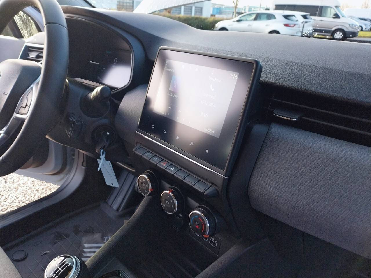 Vente en ligne Renault Clio 5 Clio TCe 90 au prix de 14 390 €