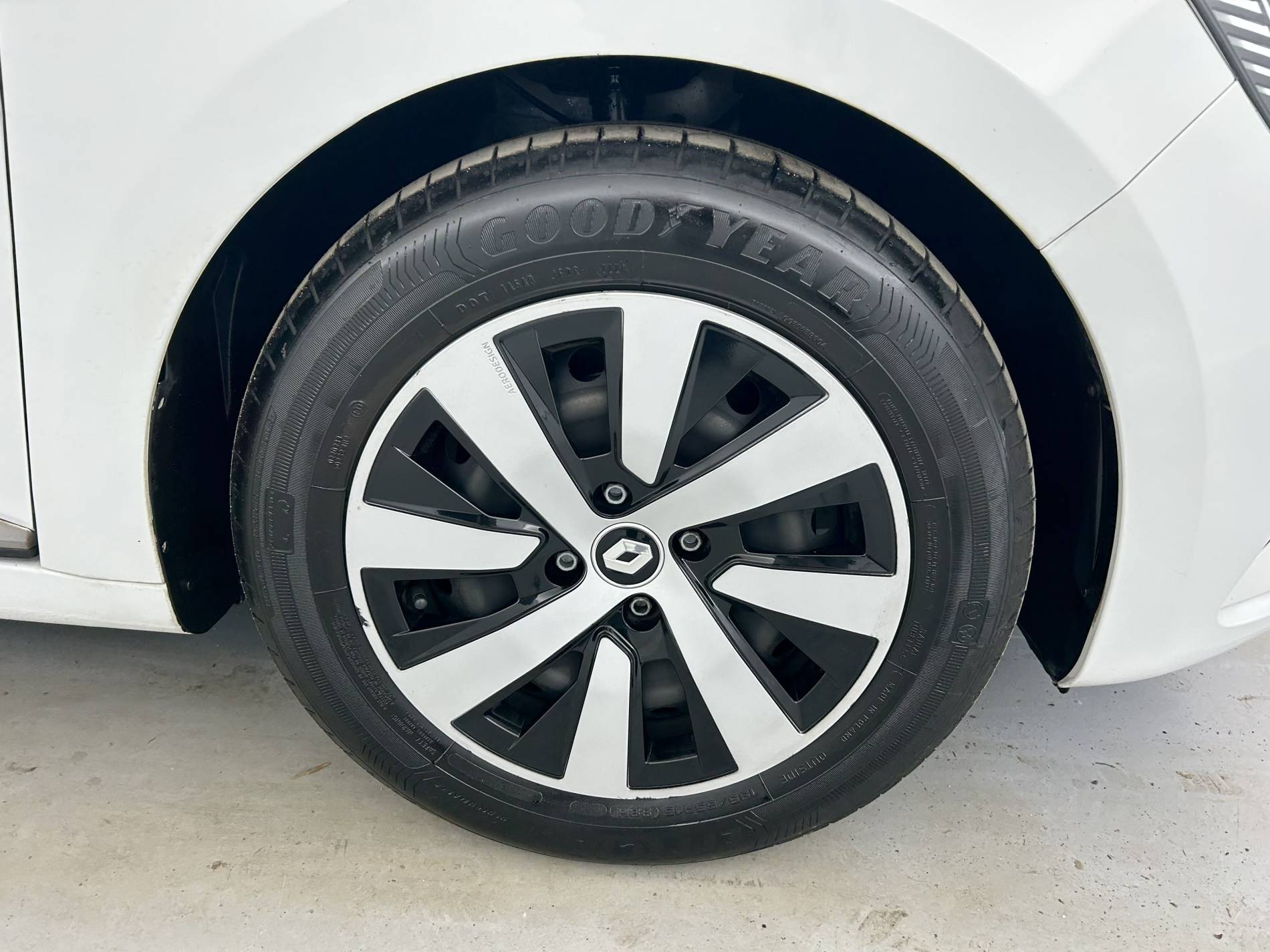 Vente en ligne Renault Clio 5 Clio SCe 65 au prix de 11 990 €