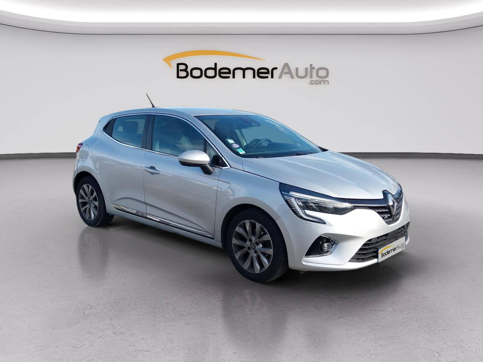 Vente en ligne Renault Clio 5 Clio TCe 90 X-Tronic - 21N au prix de 15 490 €