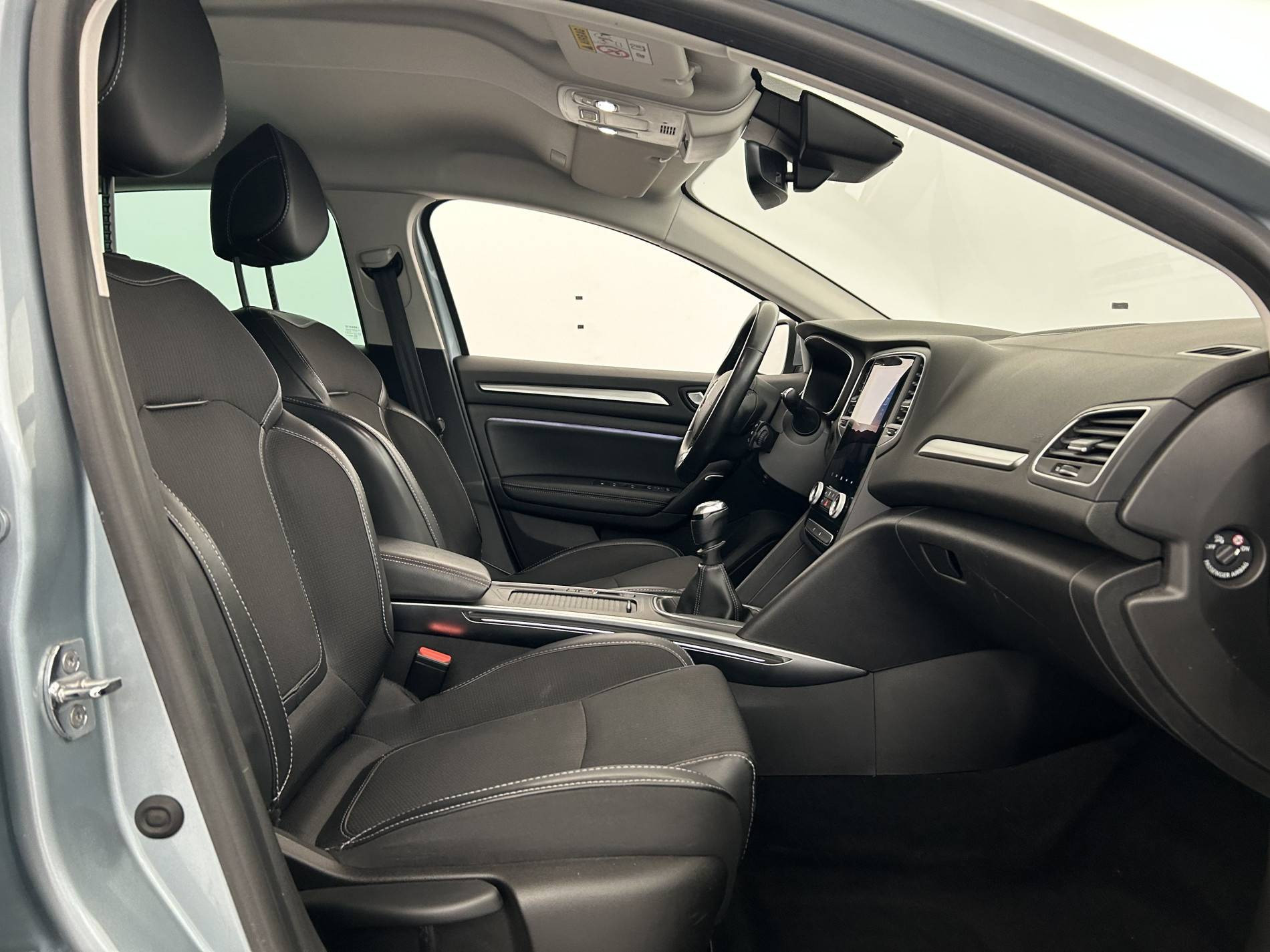 Vente en ligne Renault Megane 4 Mégane IV Berline Blue dCi 115 - 21B au prix de 17 490 €