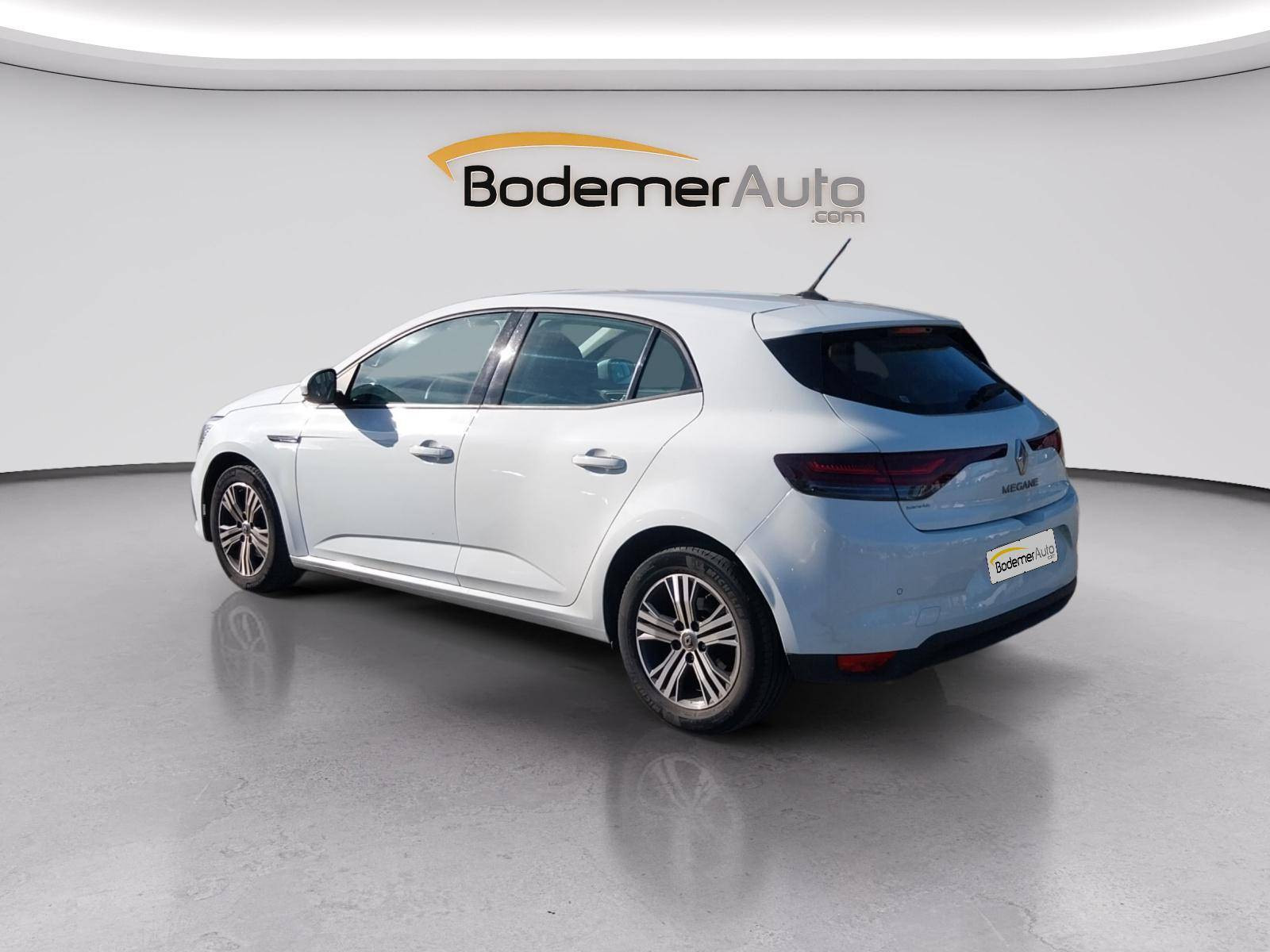 Vente en ligne Renault Megane 4  Blue dCi 115 au prix de 14 290 €
