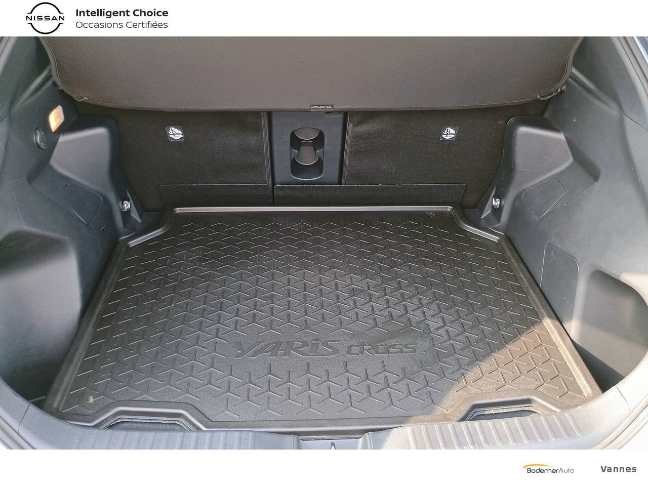 Vente en ligne Toyota Yaris Cross  116h 2WD au prix de 24 490 €