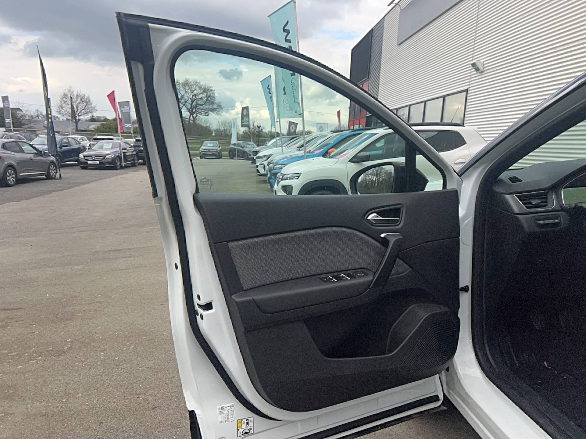 Vente en ligne Renault Captur  Eco-G 100 ch au prix de 21 990 €