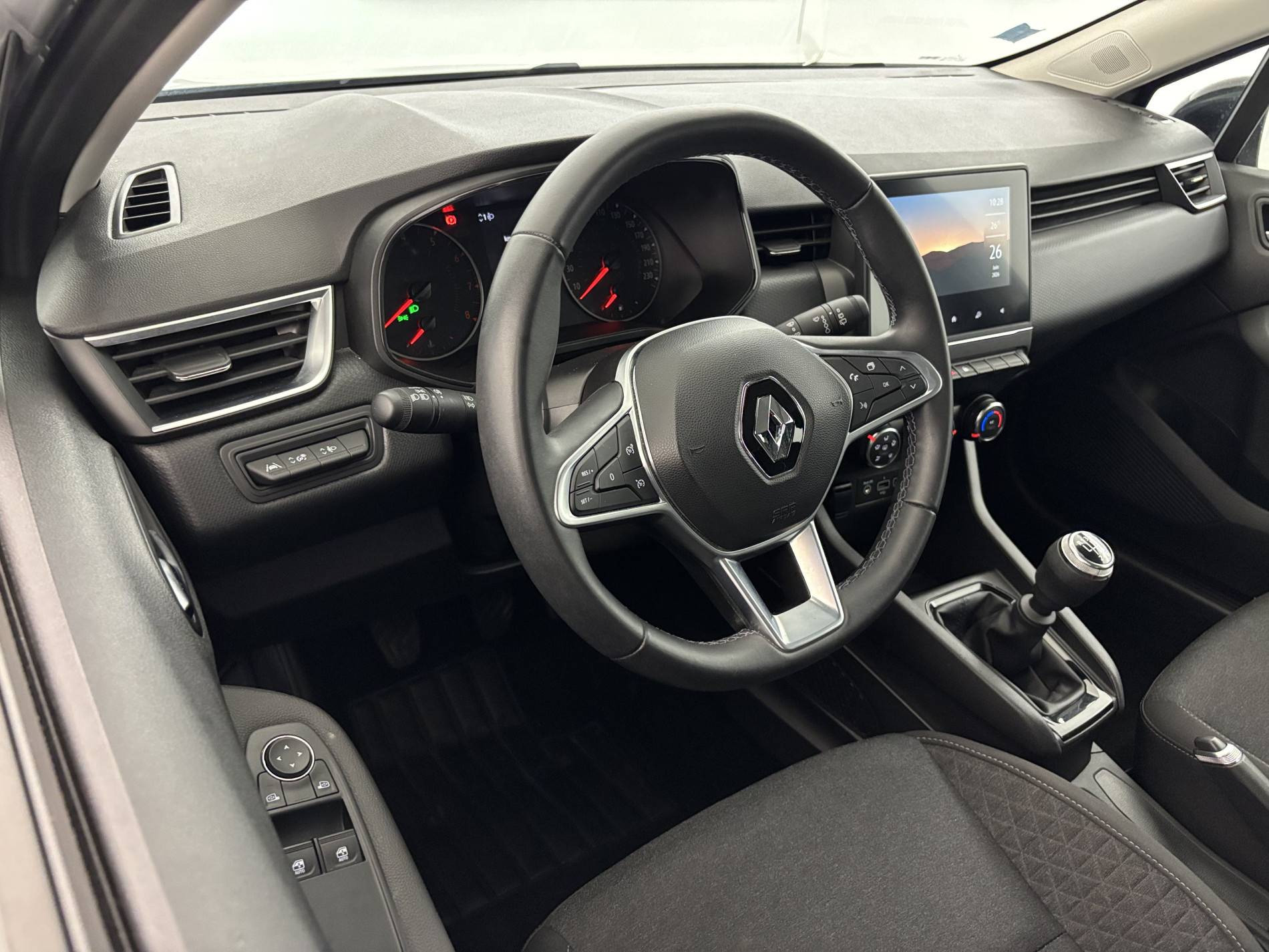 Vente en ligne Renault Clio 5 Clio TCe 90 au prix de 13 790 €