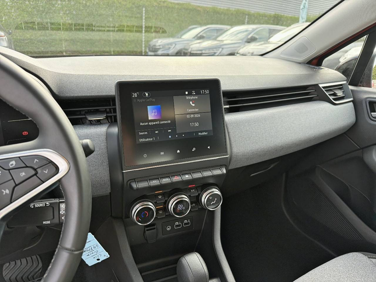 Vente en ligne Renault Clio 5 Clio E-Tech full hybrid 145 ch GSR2 au prix de 17 590 €