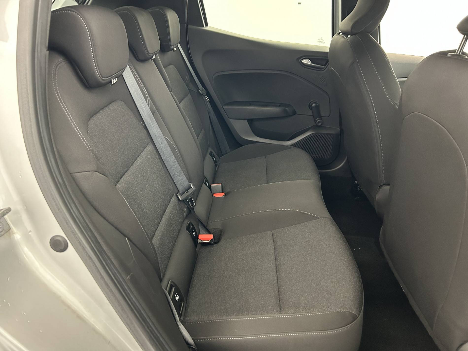 Vente en ligne Renault Clio 5 Clio TCe 90 au prix de 13 990 €