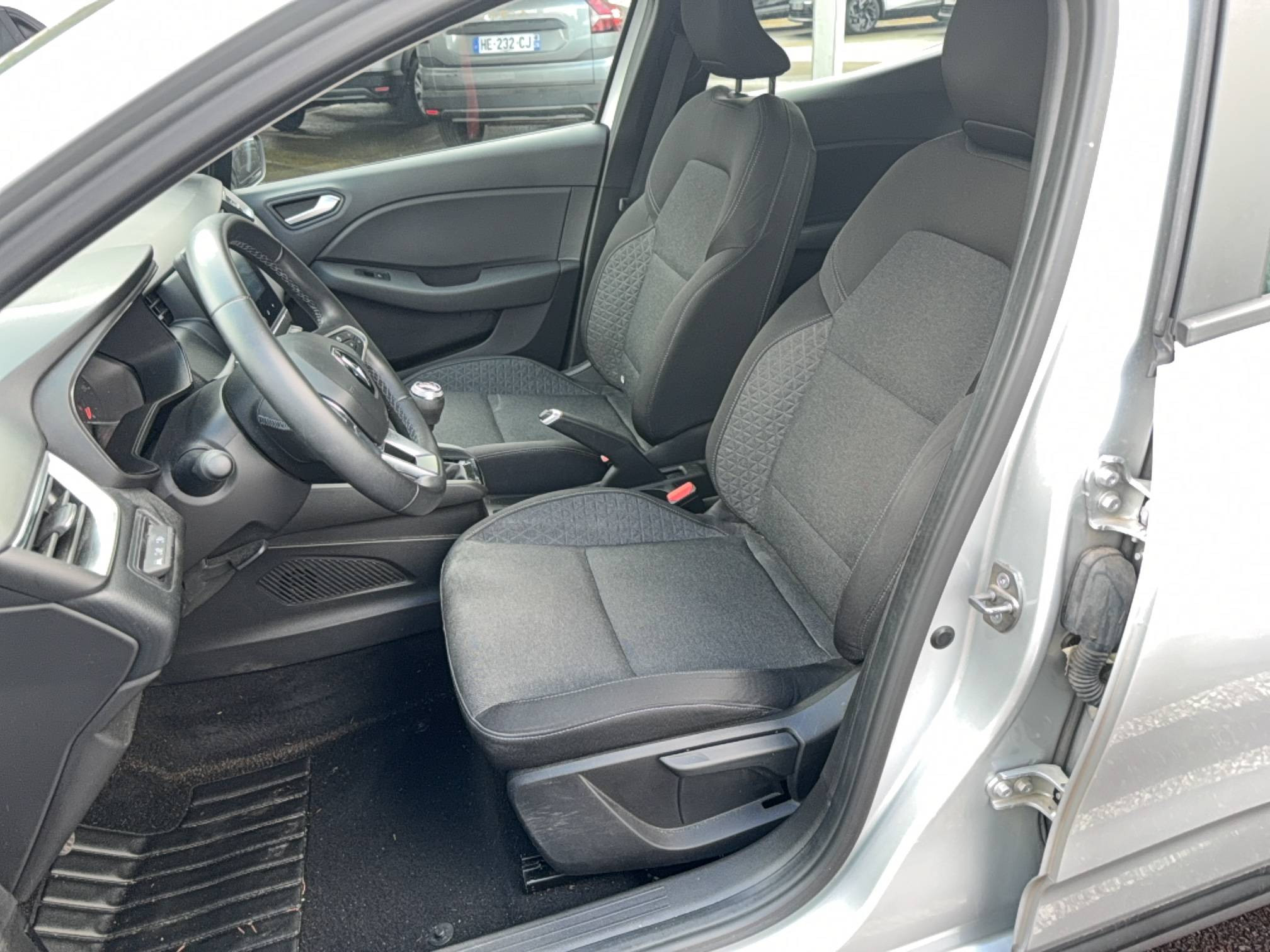 Vente en ligne Renault Clio 5 Clio TCe 90 au prix de 13 390 €
