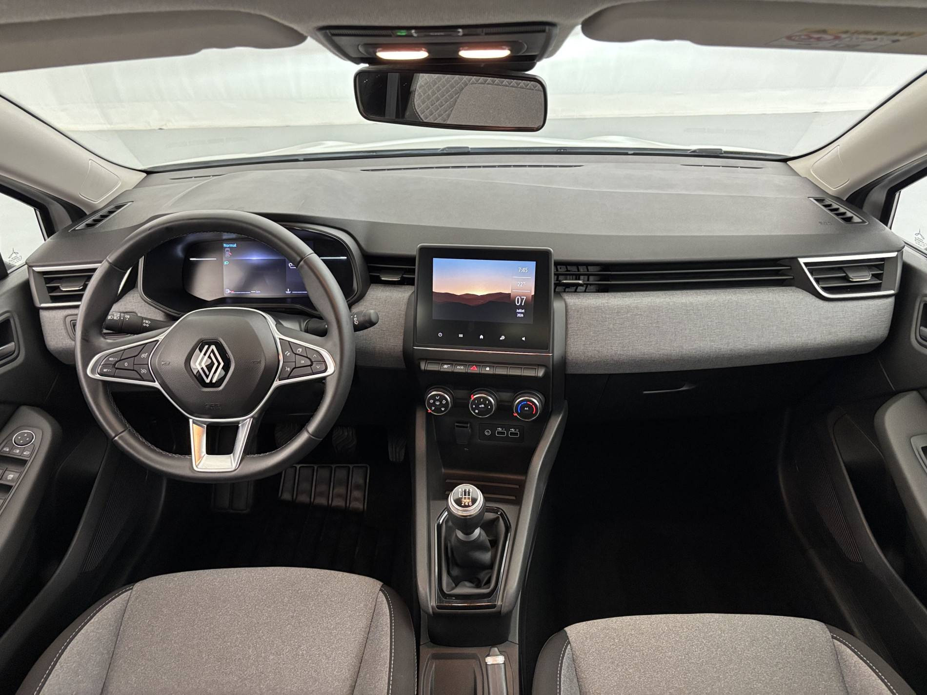 Vente en ligne Renault Clio 5 Clio TCe 90 au prix de 13 990 €