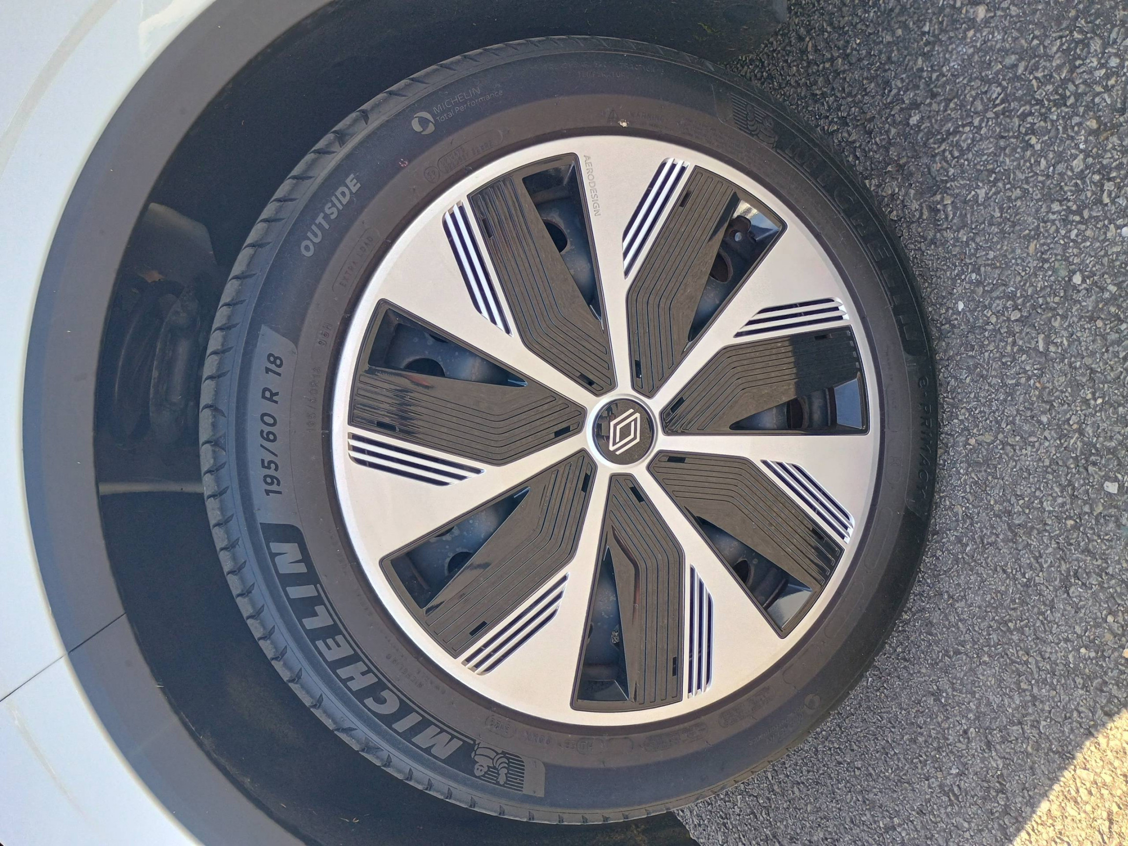 Vente en ligne Renault Megane E-Tech  EV60 130ch super charge au prix de 23 190 €