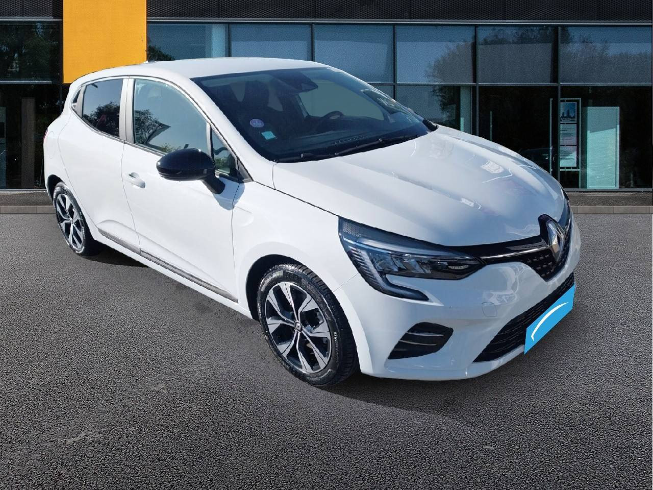 Vente en ligne Renault Clio 5 Clio E-Tech hybride 145 au prix de 16 490 €