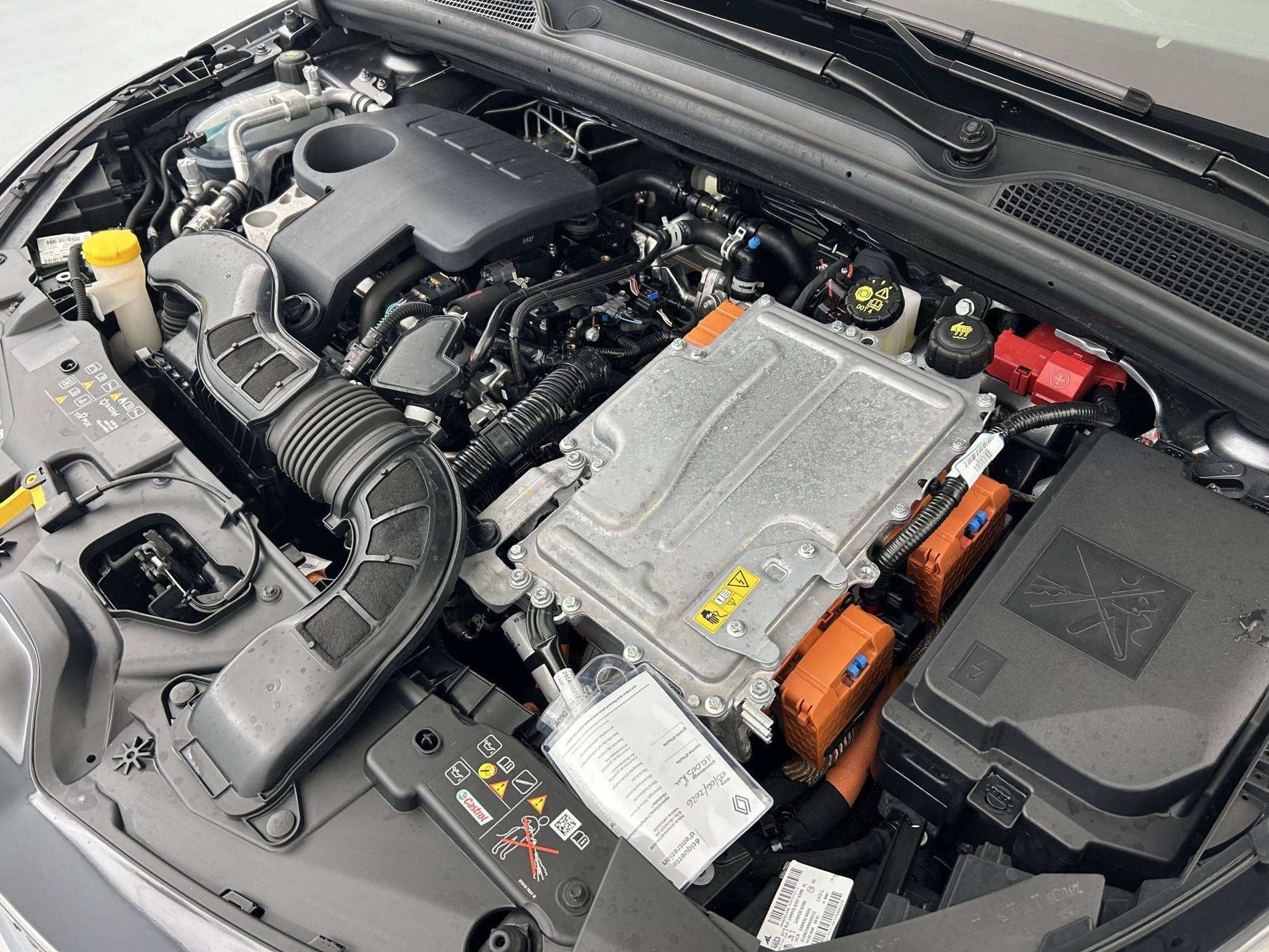 Vente en ligne Renault Clio 5 Clio E-Tech full hybrid 145 ch GSR2 au prix de 22 990 €