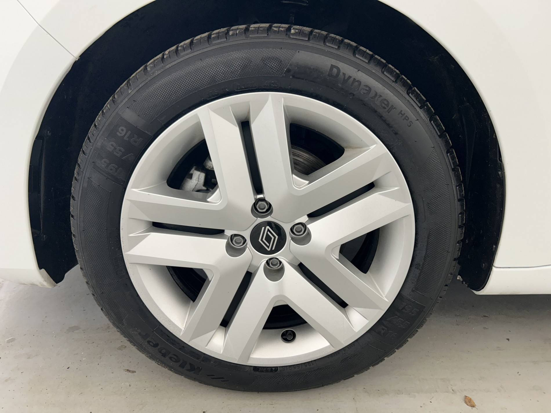 Vente en ligne Renault Clio 5 Clio E-Tech full hybrid 145 ch GSR2 au prix de 19 390 €