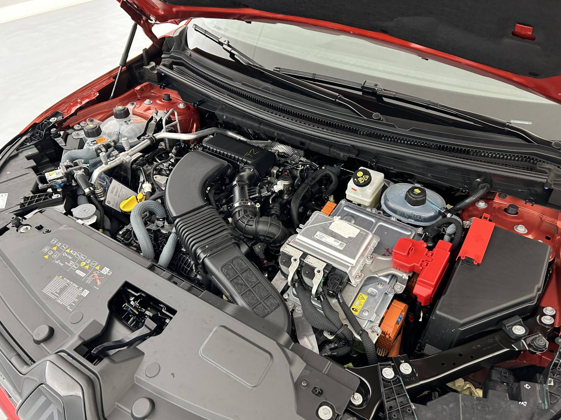 Vente en ligne Renault Austral  E-Tech full hybrid 200 GSR2 au prix de 33 890 €