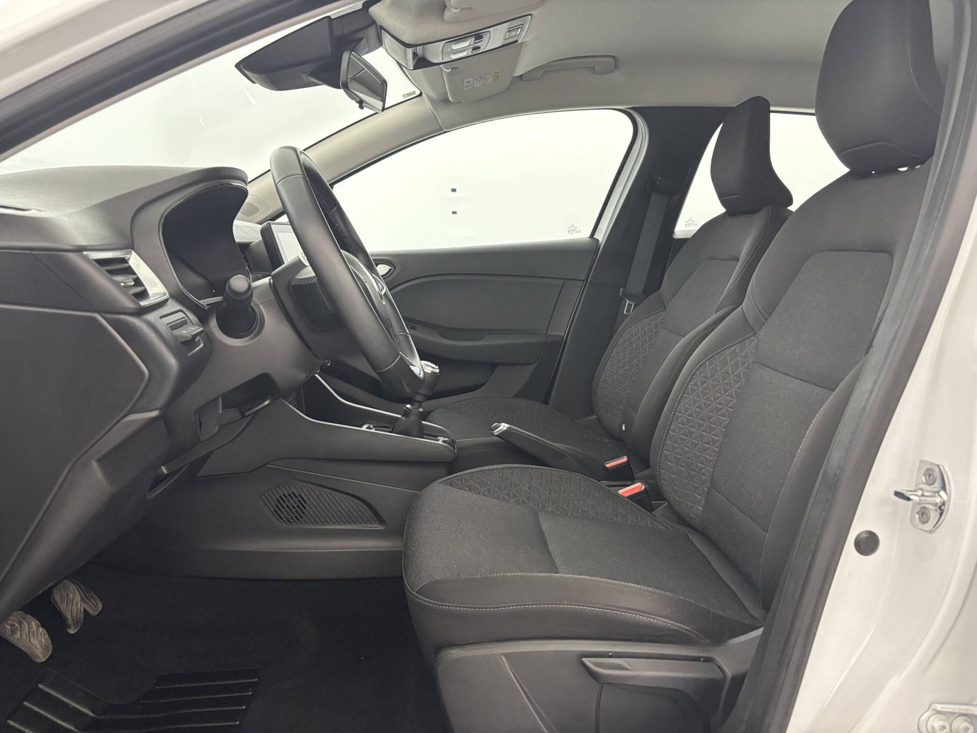 Vente en ligne Renault Clio 5 Clio TCe 90 au prix de 13 791 €