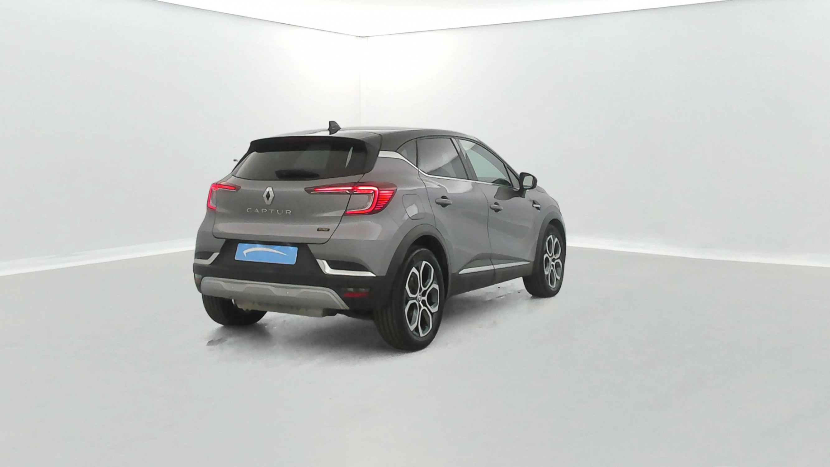 Vente en ligne Renault Captur  E-Tech hybride rechargeable 160 au prix de 18 990 €