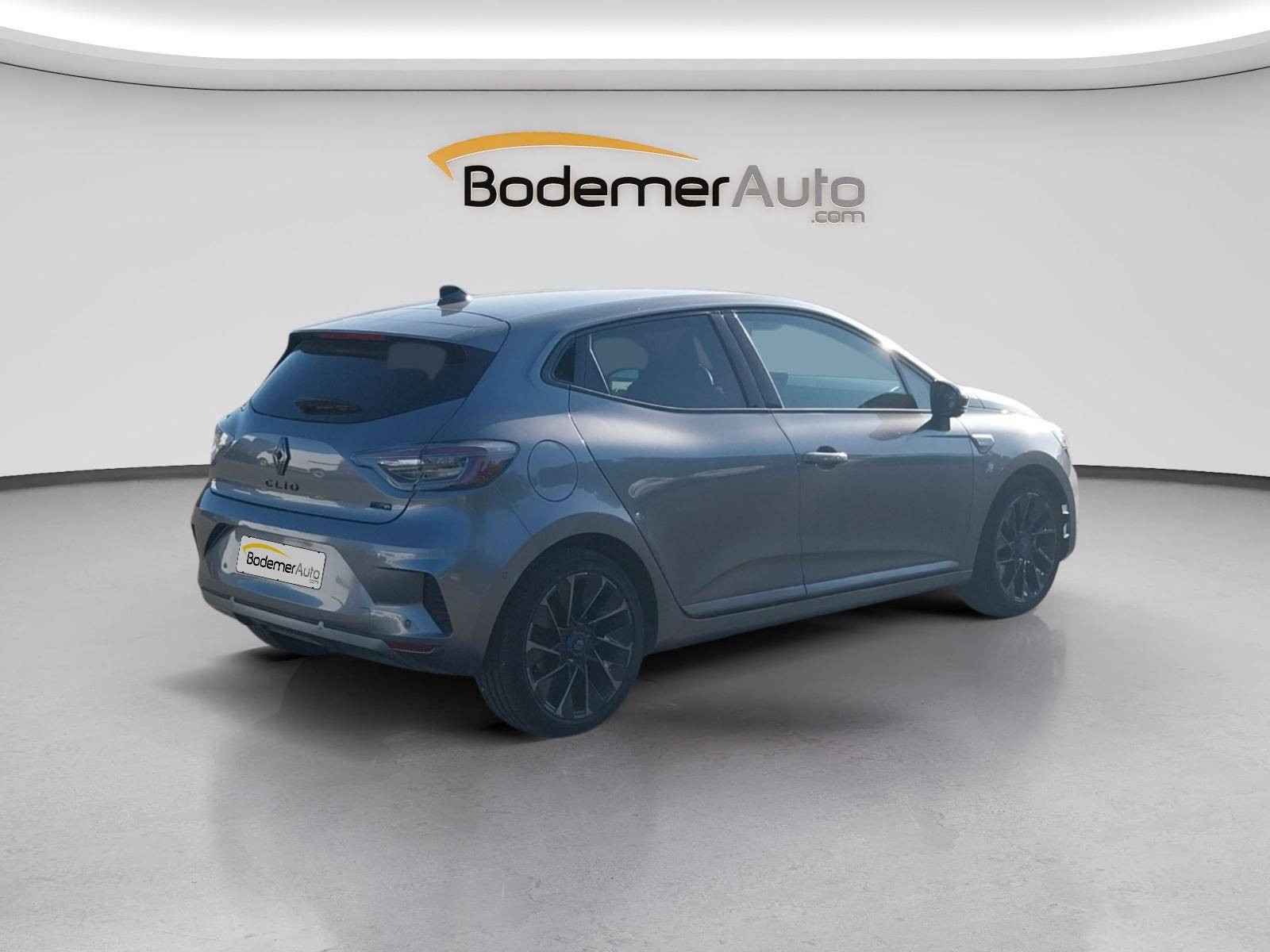 Vente en ligne Renault Clio 5 Clio E-Tech full hybrid 145 au prix de 19 785 €