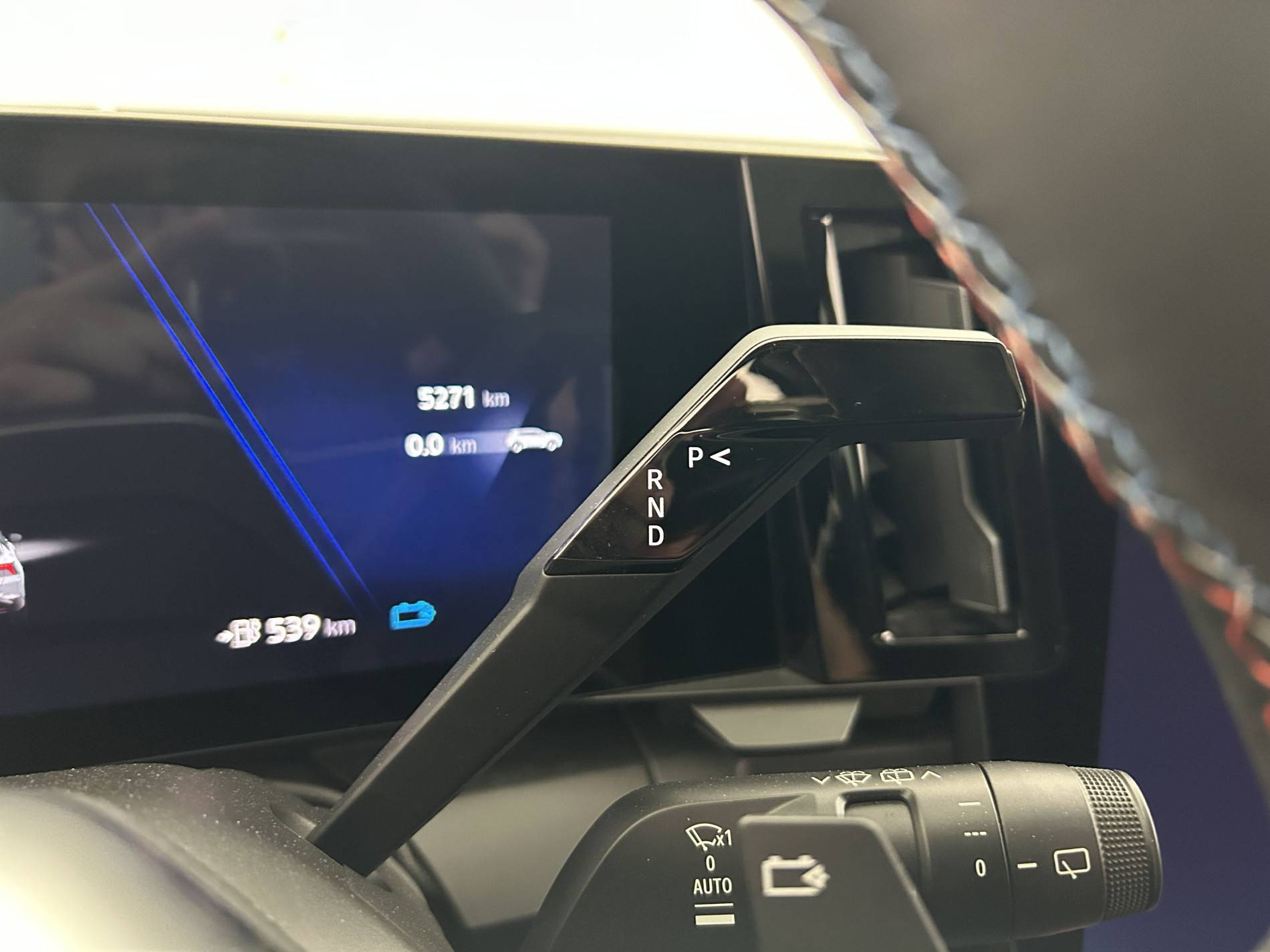 Vente en ligne Renault Scenic E-Tech Scenic E-Tech électrique 220 ch grande autonomie au prix de 42 490 €