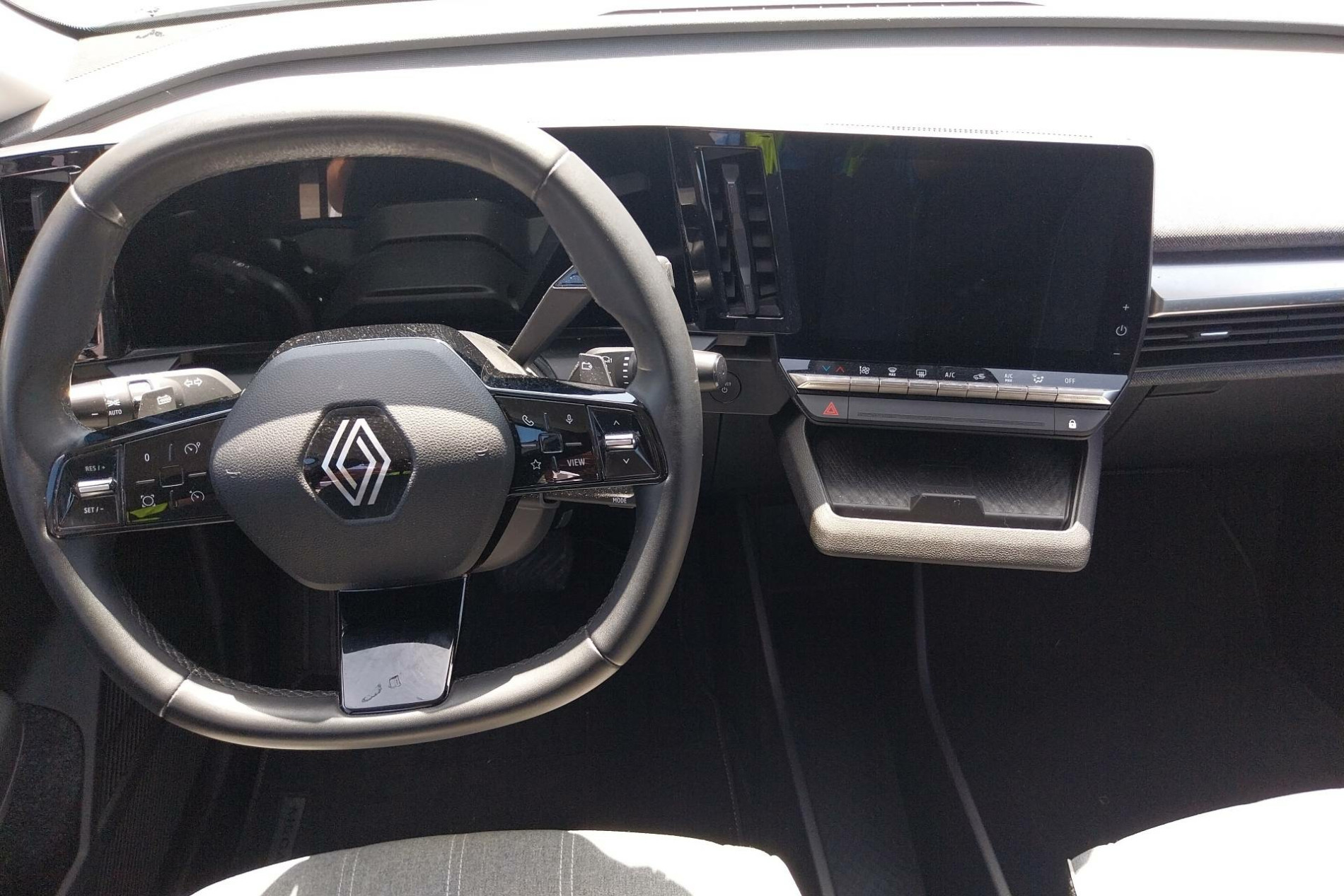 Vente en ligne Renault Megane E-Tech  EV40 130ch standard charge au prix de 18 490 €