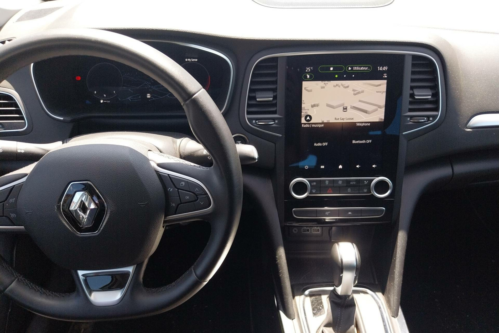 Vente en ligne Renault Megane 4 Estate  TCe 140 EDC au prix de 18 950 €