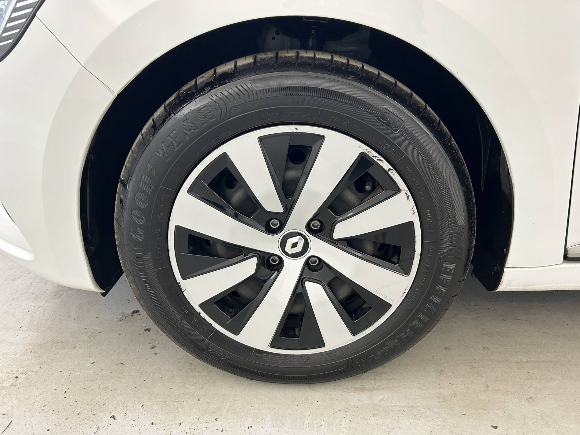 Vente en ligne Renault Clio 5 Clio SCe 65 au prix de 11 990 €