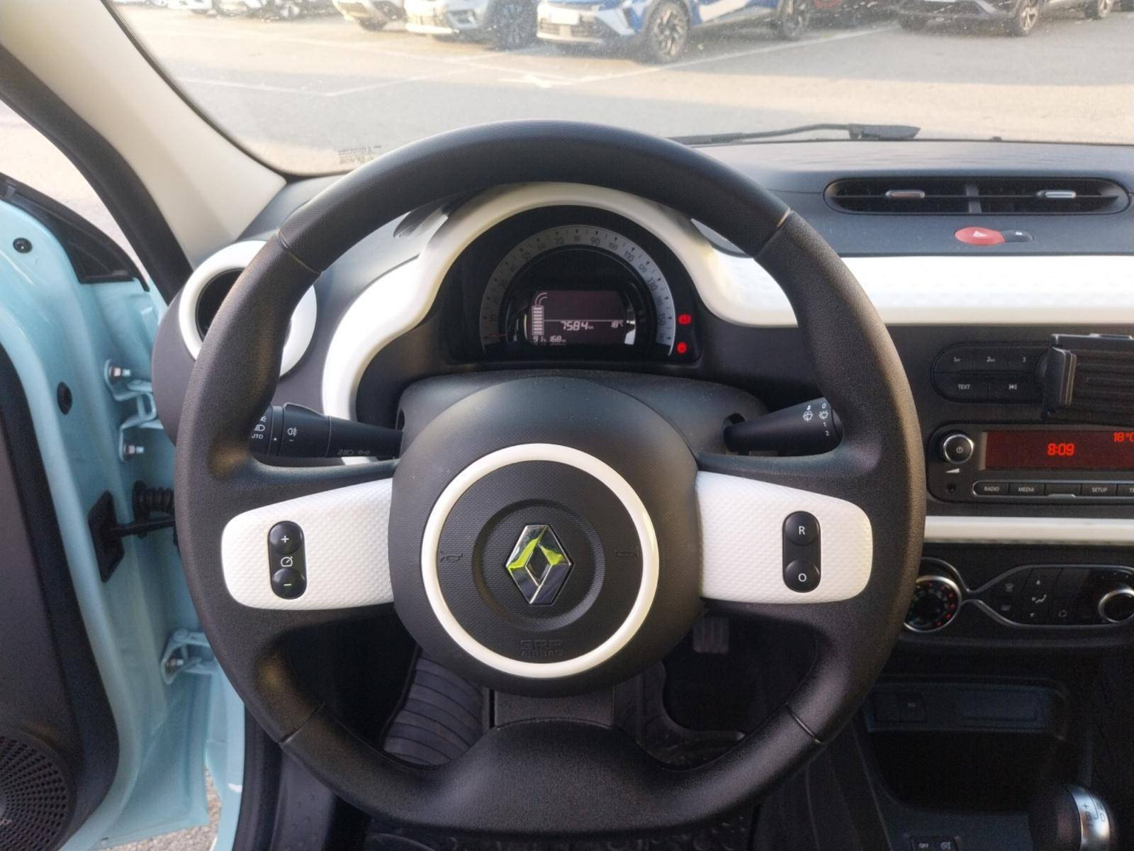 Vente en ligne Renault Twingo Electrique Twingo III E-Tech au prix de 13 990 €
