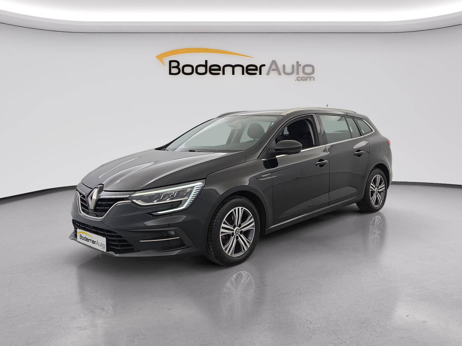 Renault Megane 4 Estate  E-Tech plug-in Hybrid 160 occasion de 2023 en vente à Morlaix