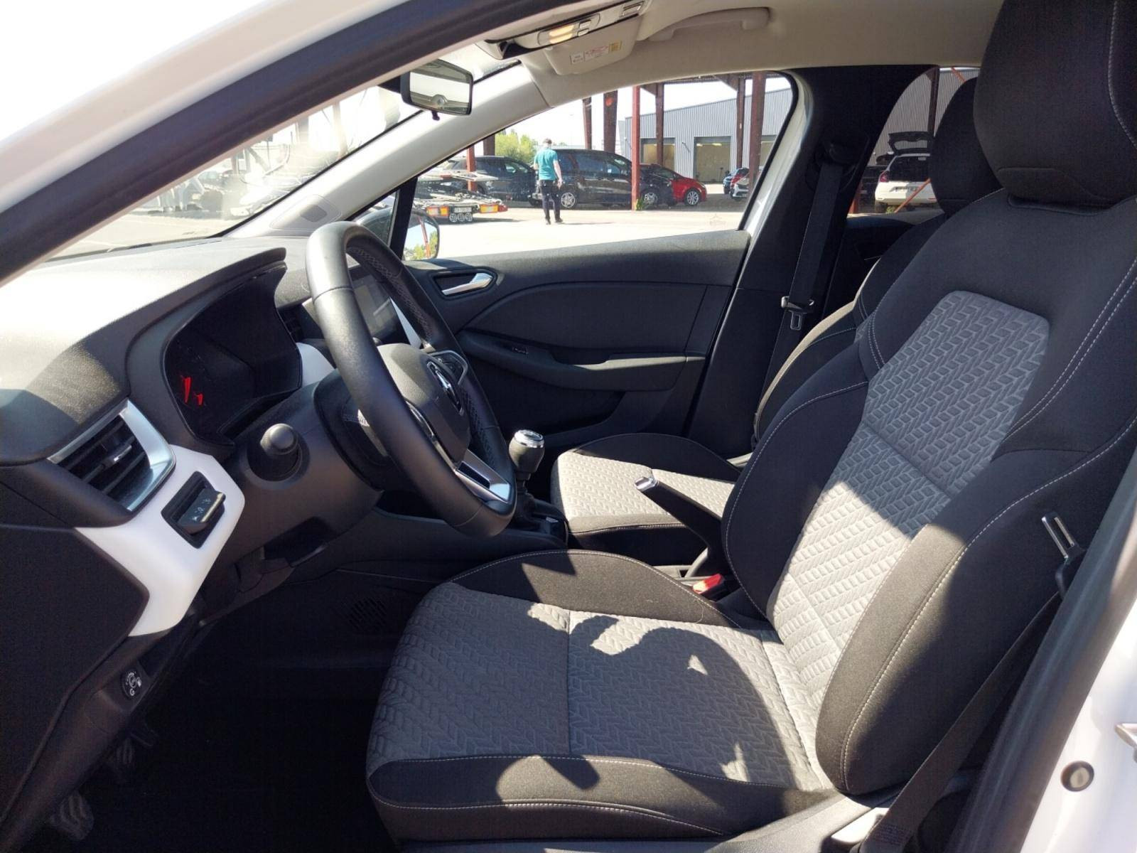 Vente en ligne Renault Clio 5 Clio TCe 100 GPL au prix de 14 290 €