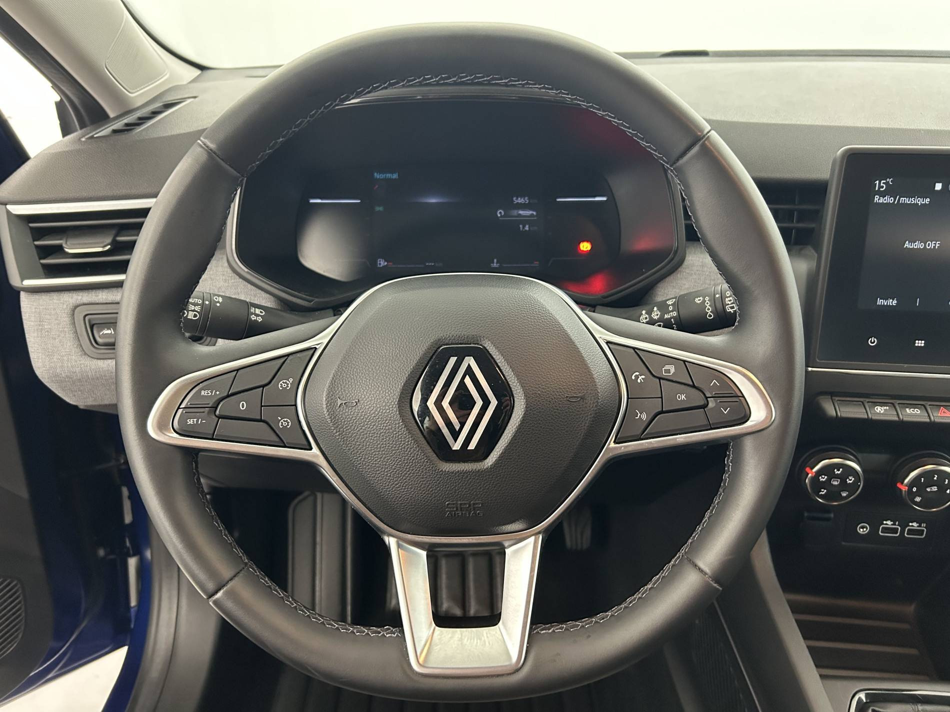 Vente en ligne Renault Clio 5 Clio TCe 90 au prix de 15 990 €
