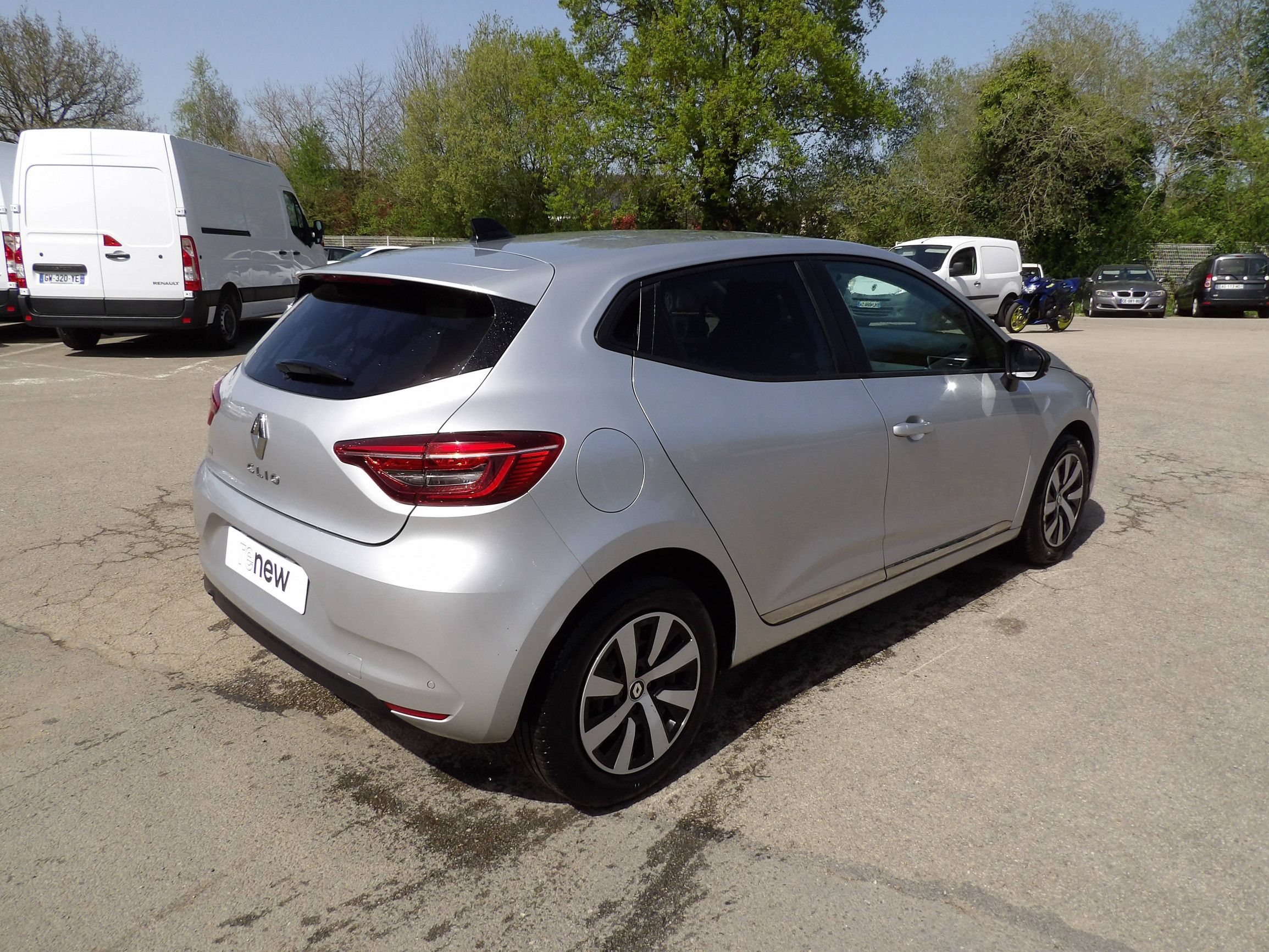 Vente en ligne Renault Clio 5 Clio TCe 90 au prix de 14 999 €