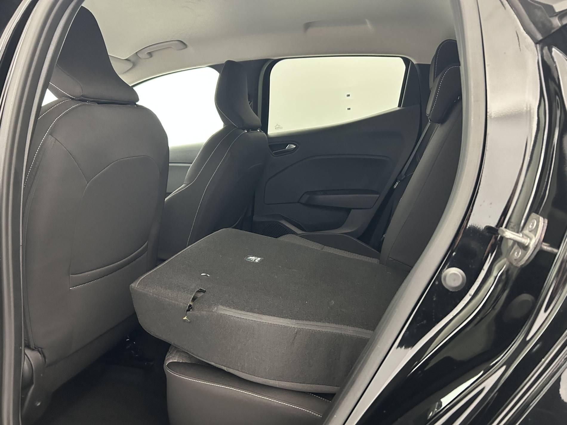 Vente en ligne Renault Clio 5 Clio TCe 90 au prix de 14 790 €