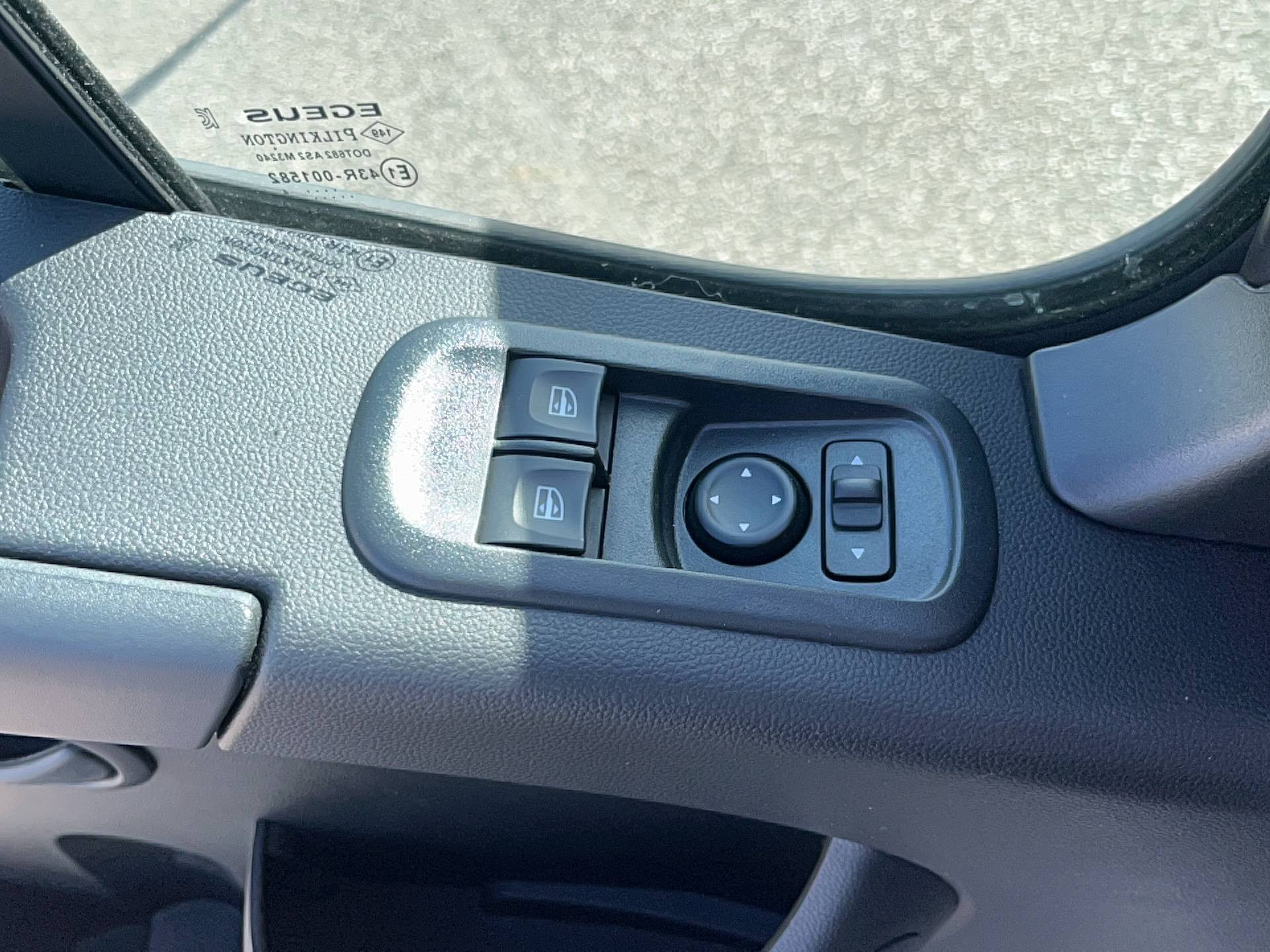 Vente en ligne Renault Master Fourgon MASTER FGN TRAC F3500 L2H2 BLUE DCI 135 au prix de 26 990 €