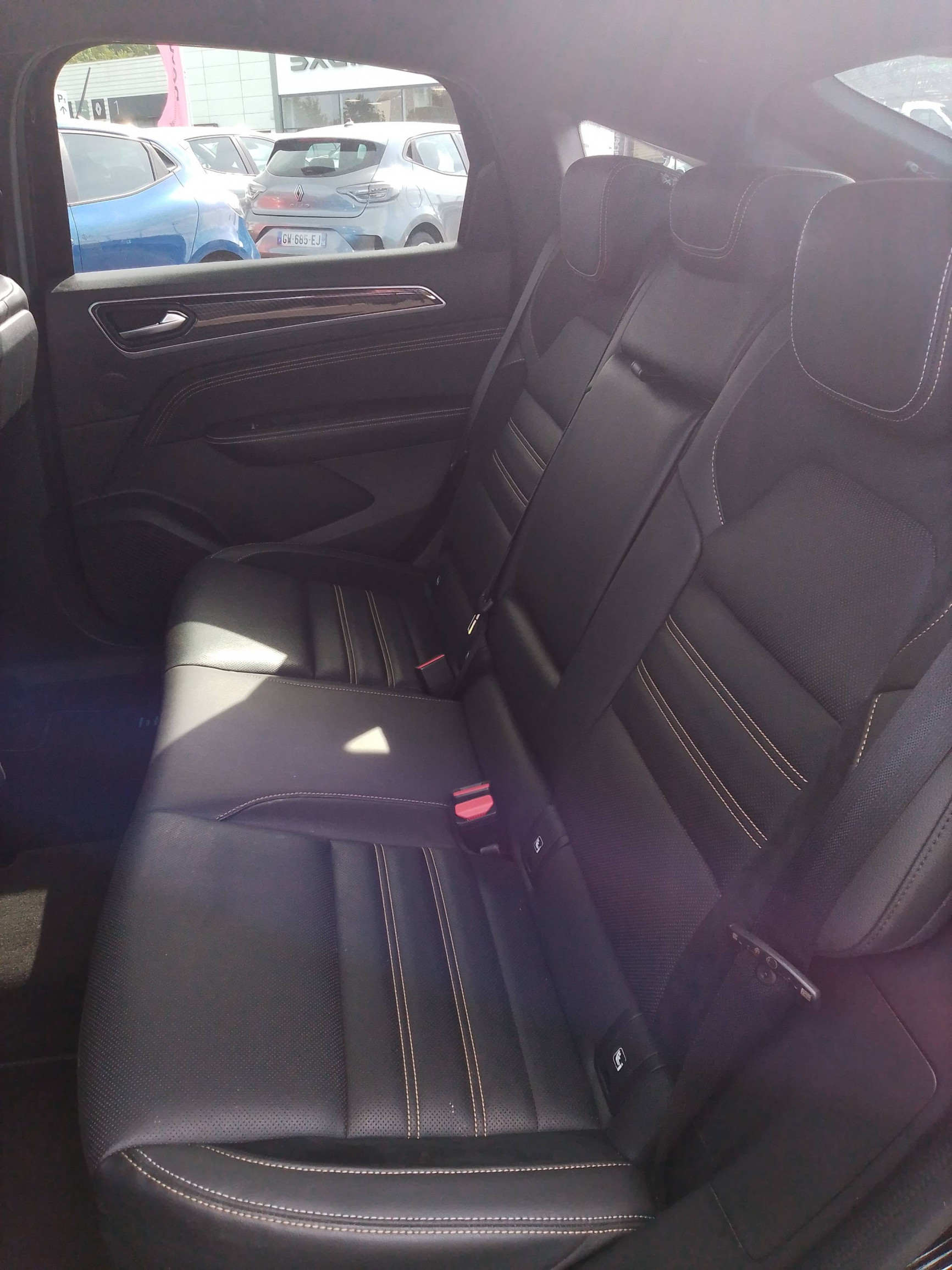 Vente en ligne Renault Arkana  E-Tech hybride 145 - 22 au prix de 24 990 €