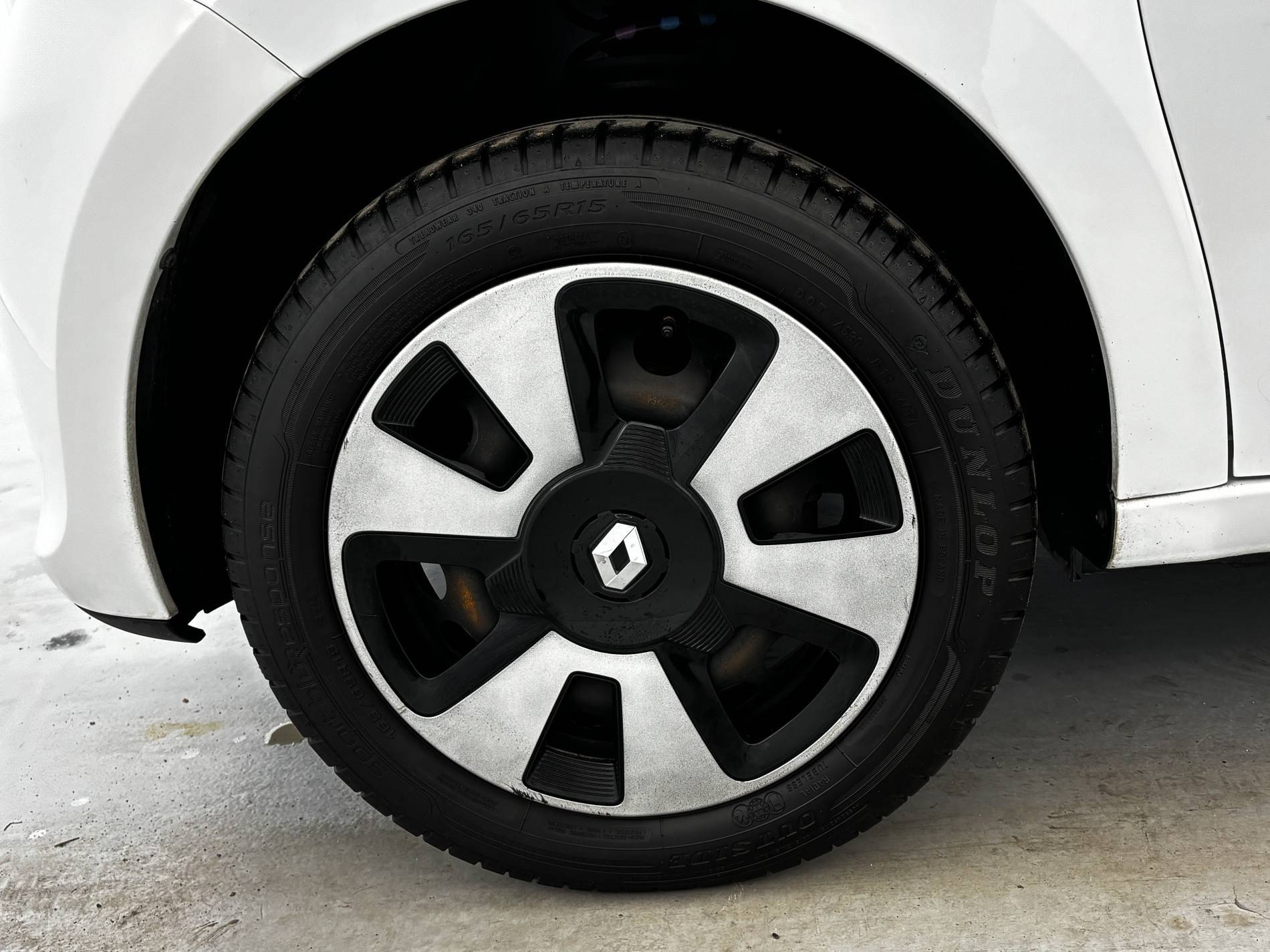 Vente en ligne Renault Twingo 3  1.0 SCe 70 BC au prix de 11 490 €