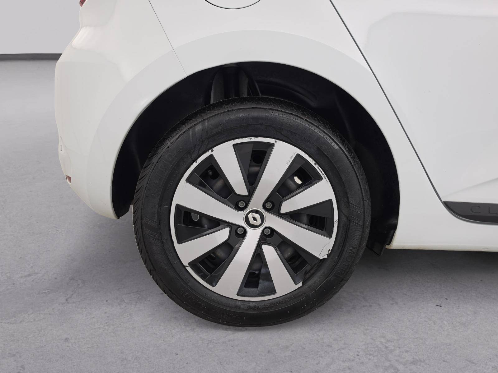 Vente en ligne Renault Clio 5 Clio TCe 90 au prix de 13 390 €