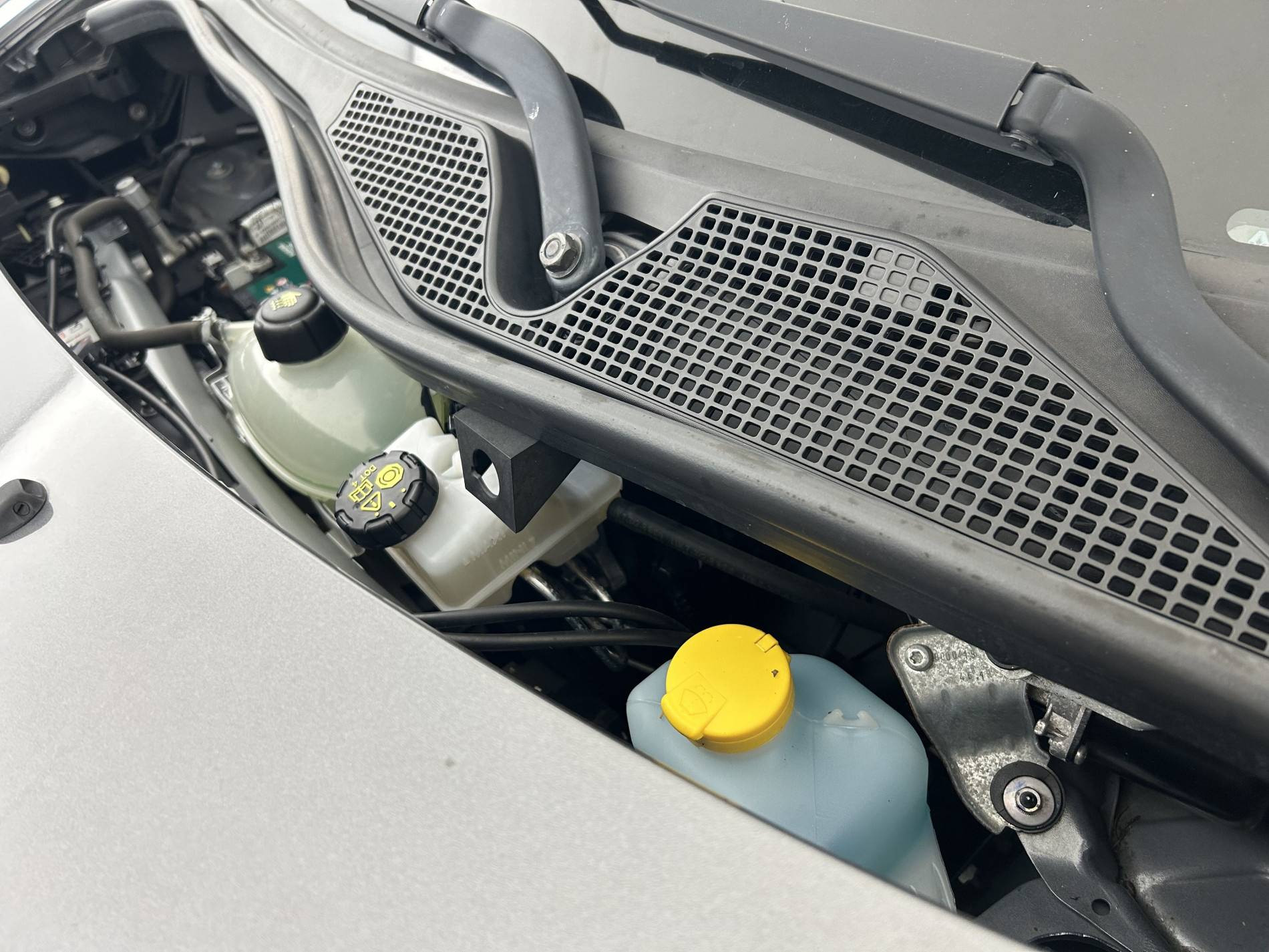 Vente en ligne Renault Twingo 3  TCe 95 au prix de 11 790 €