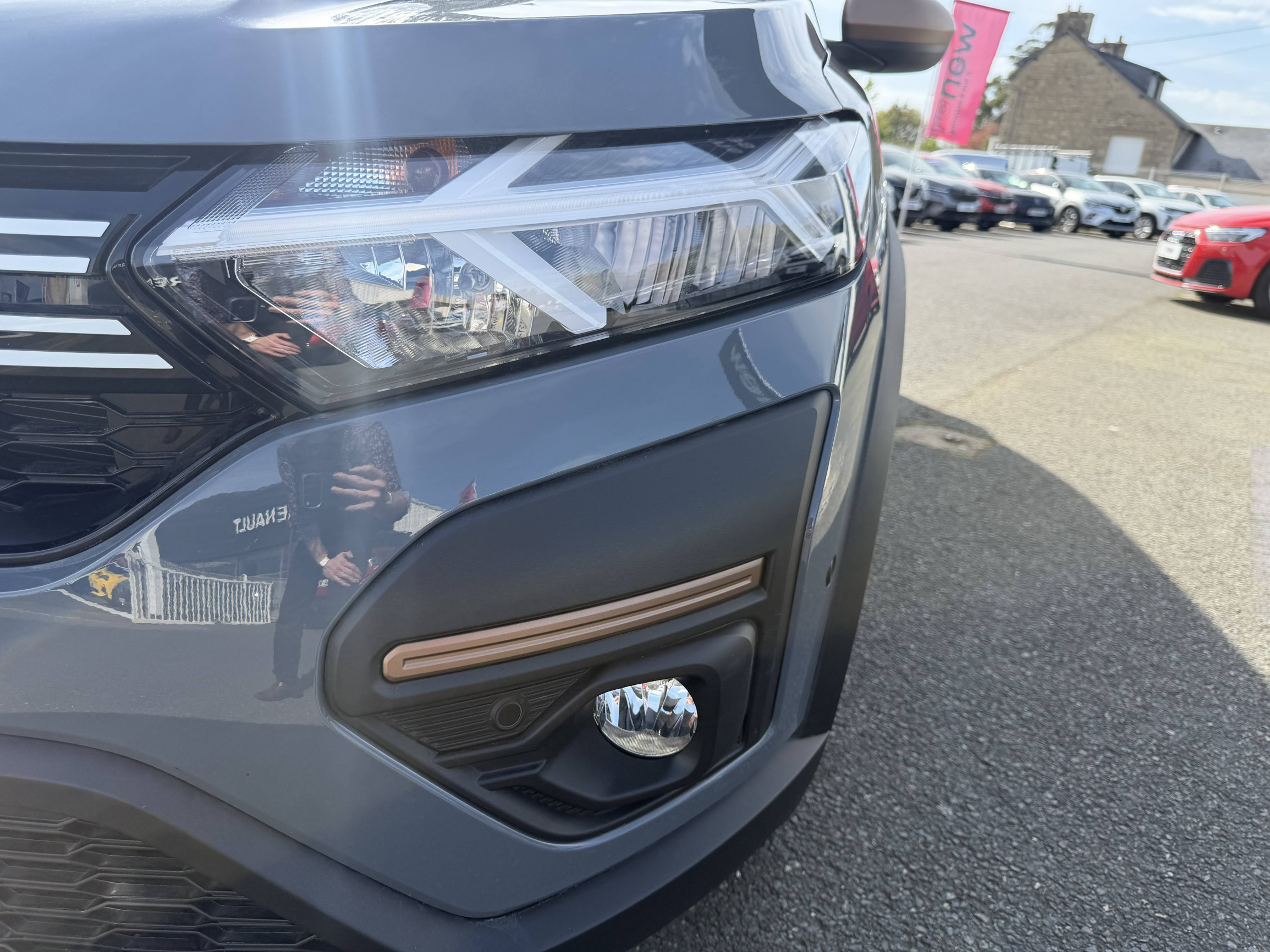 Vente en ligne Dacia Jogger  ECO-G 100 7 places GSR2 au prix de 21 290 €