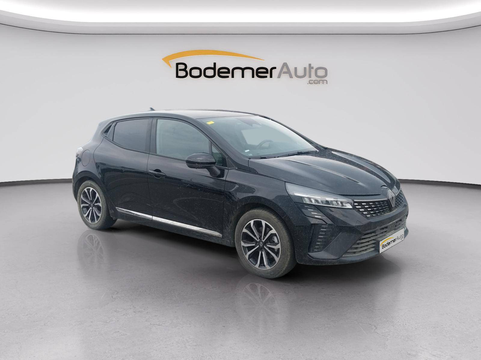 Vente en ligne Renault Clio 5 Clio E-Tech full hybrid 145 ch GSR2 au prix de 19 490 €