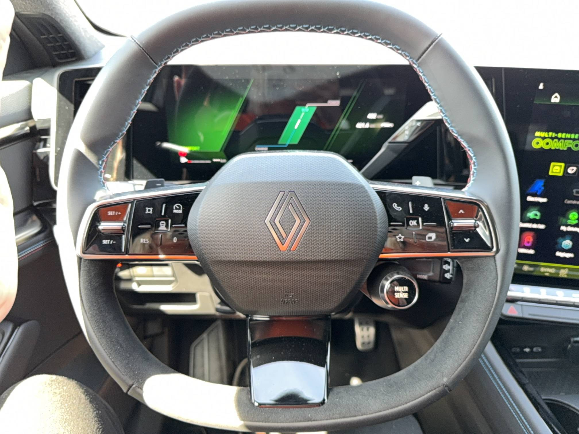 Vente en ligne Renault Rafale  E-Tech full hybrid 200 ch au prix de 46 990 €