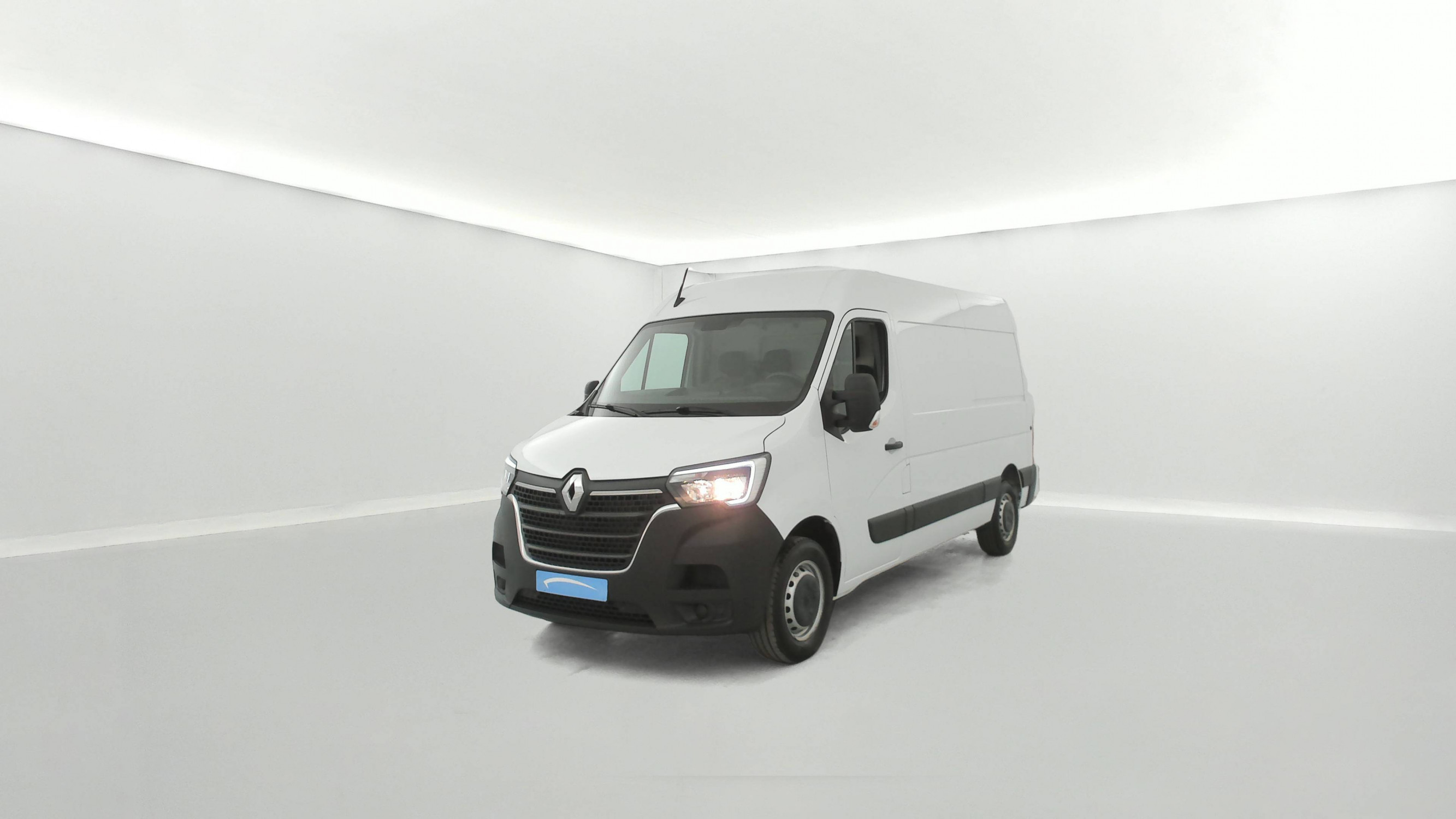 Renault Master Fourgon MASTER FGN TRAC F3500 L2H2 BLUE DCI 135 occasion de 2024 en vente à Pontivy