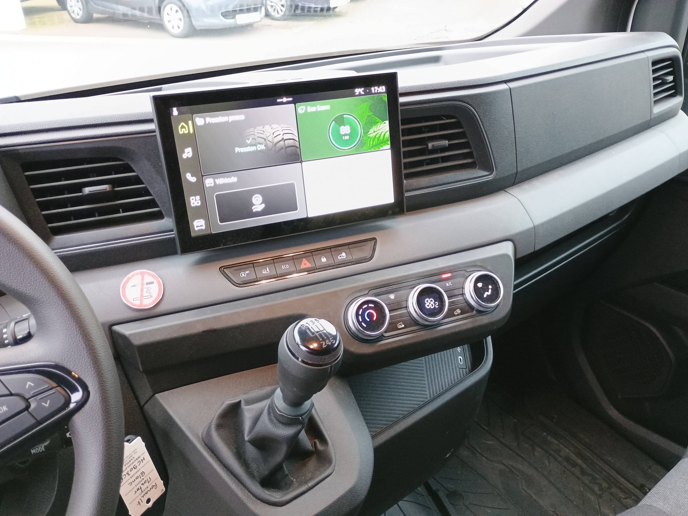 Vente en ligne Renault Master Fourgon MASTER FG BLUE DCI 150 L3H2 3T5 TR au prix de 33 990 €