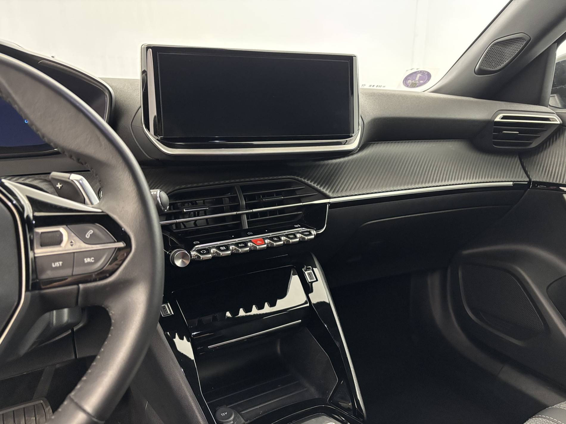 Vente en ligne Peugeot 2008  Hybrid 136 e-DCS6 au prix de 19 990 €