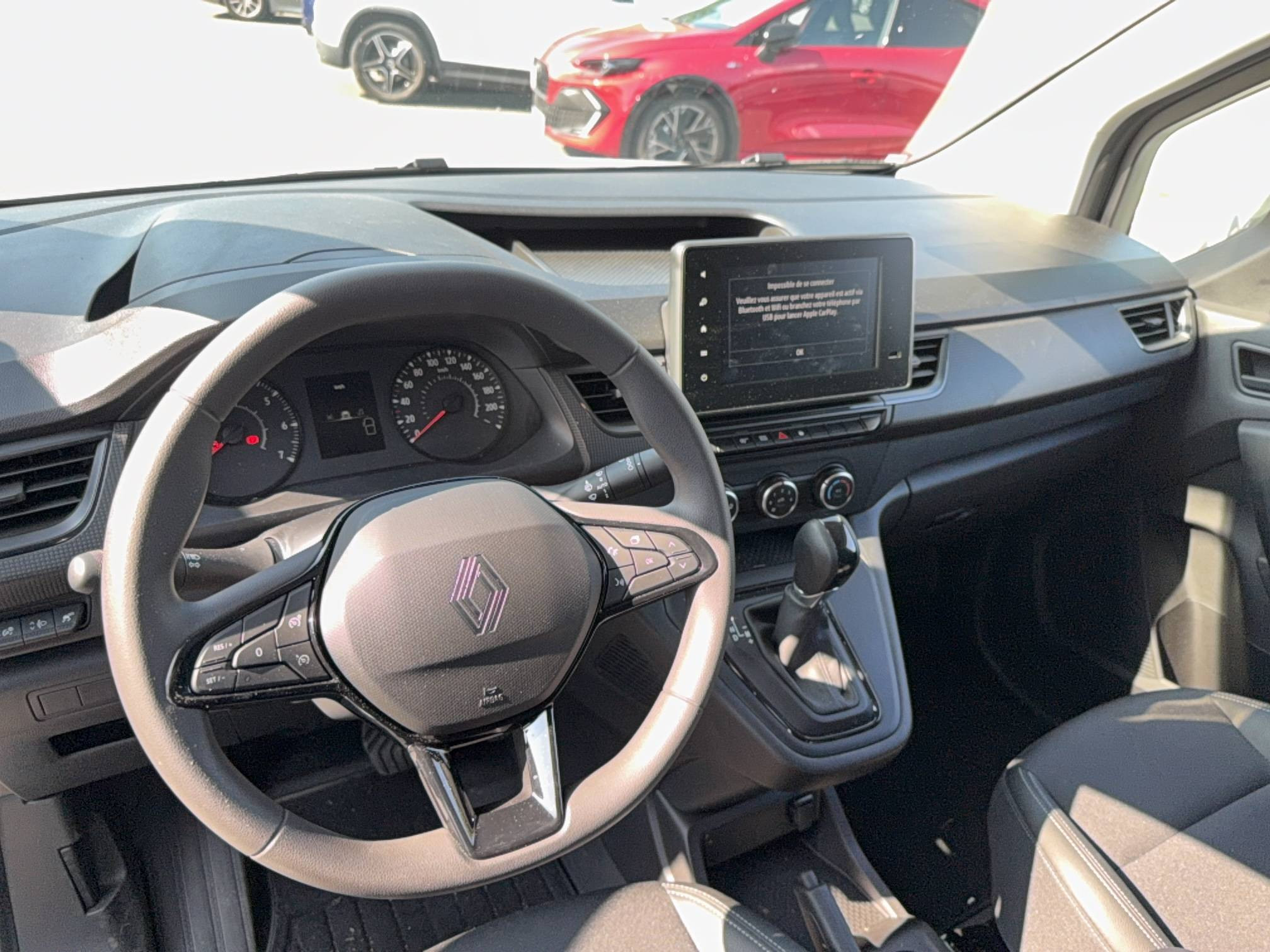 Vente en ligne Renault Kangoo Van  TOLE L1 BLUE DCI 95 AUTO au prix de 33 240 €