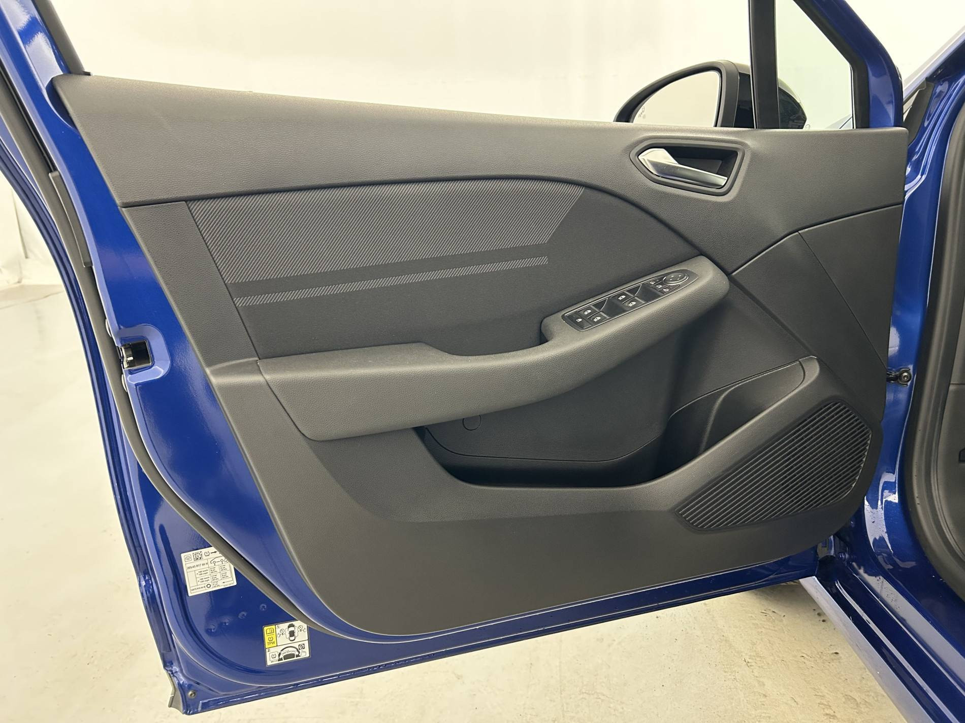 Vente en ligne Renault Clio 5 Clio E-Tech full hybrid 145 au prix de 20 390 €