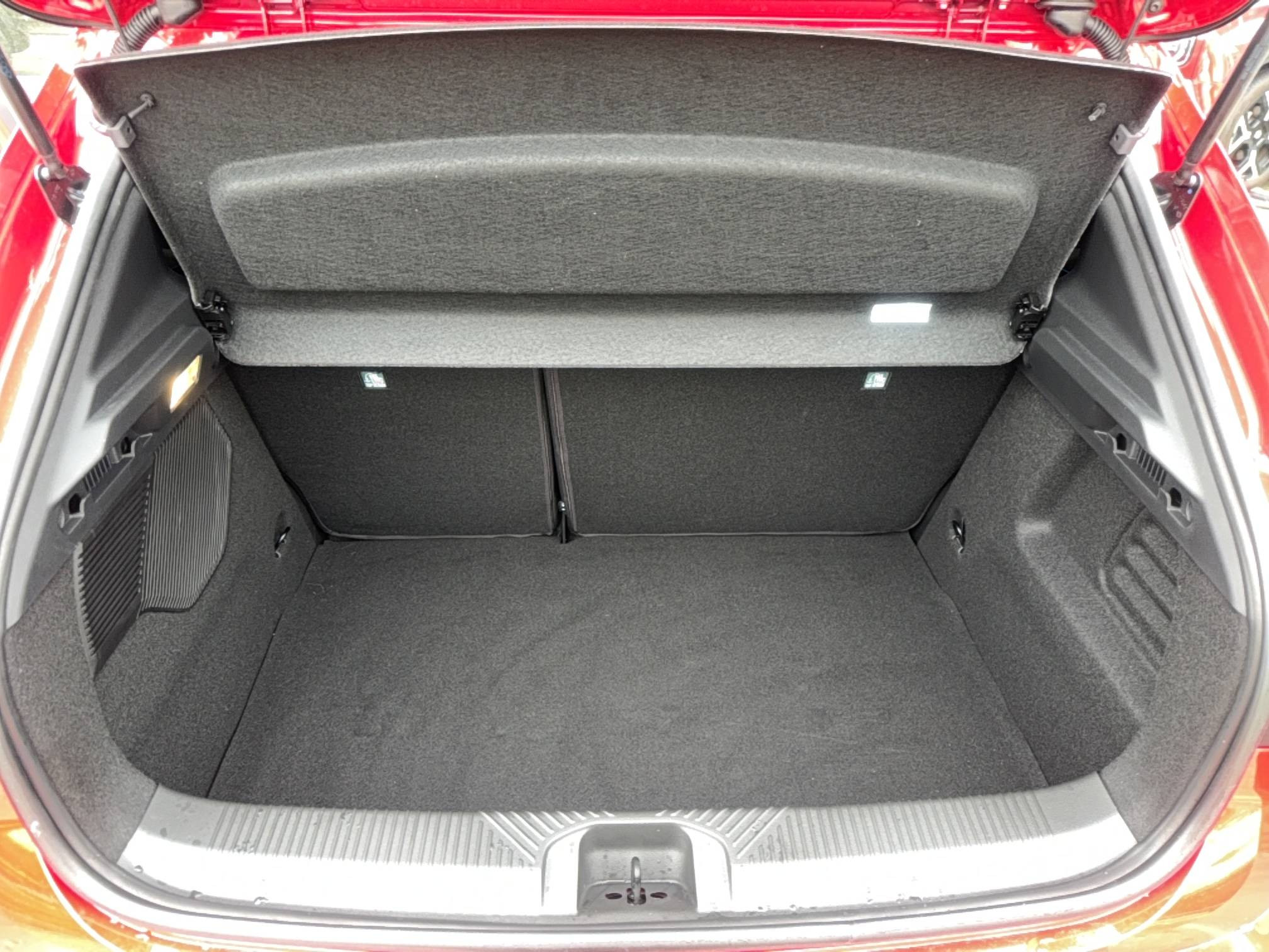 Vente en ligne Renault Clio 6 Clio E-Tech full hybrid 160 ch au prix de 28 990 €