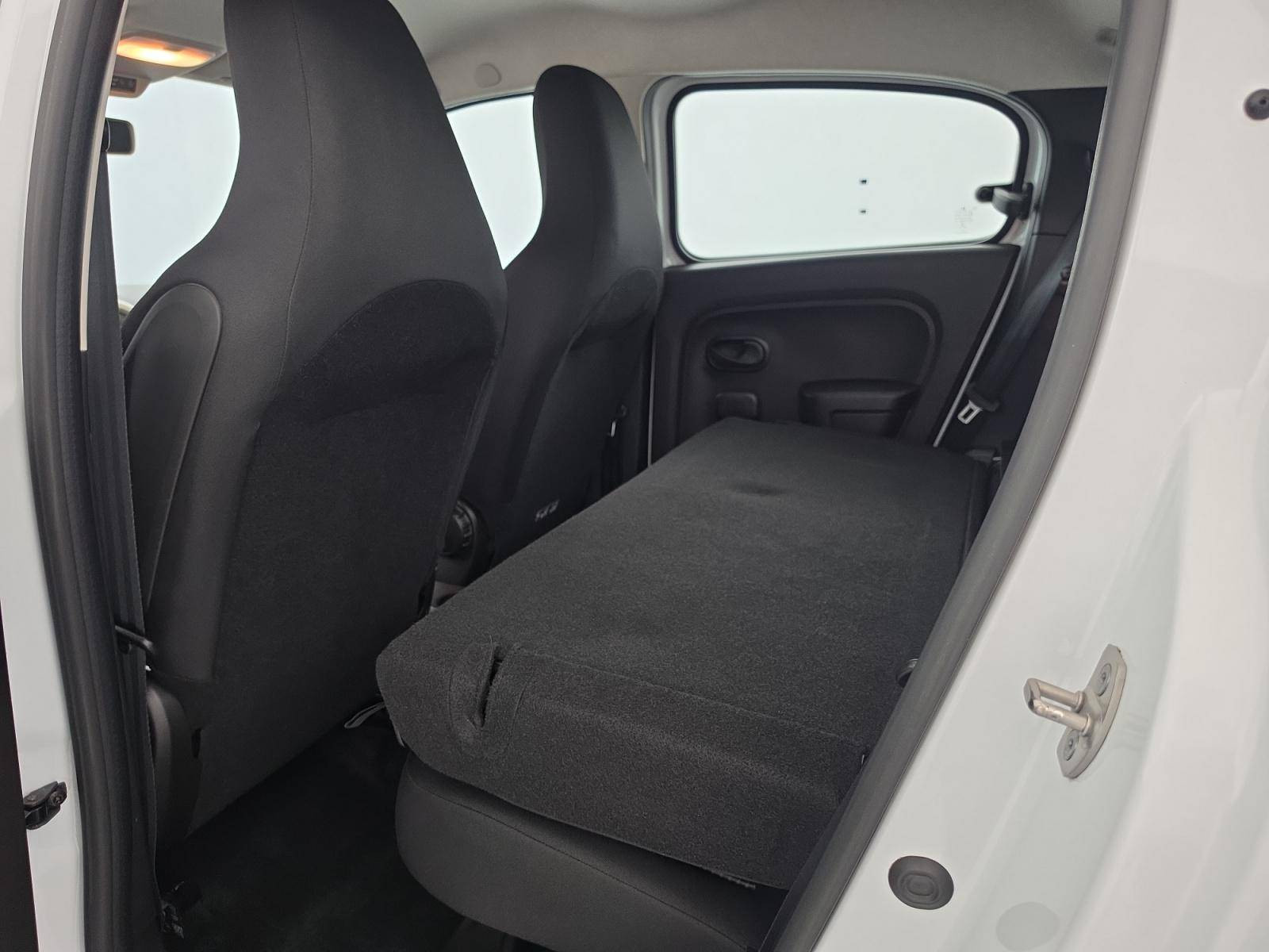 Vente en ligne Renault Twingo Electrique Twingo III E-Tech au prix de 10 800 €